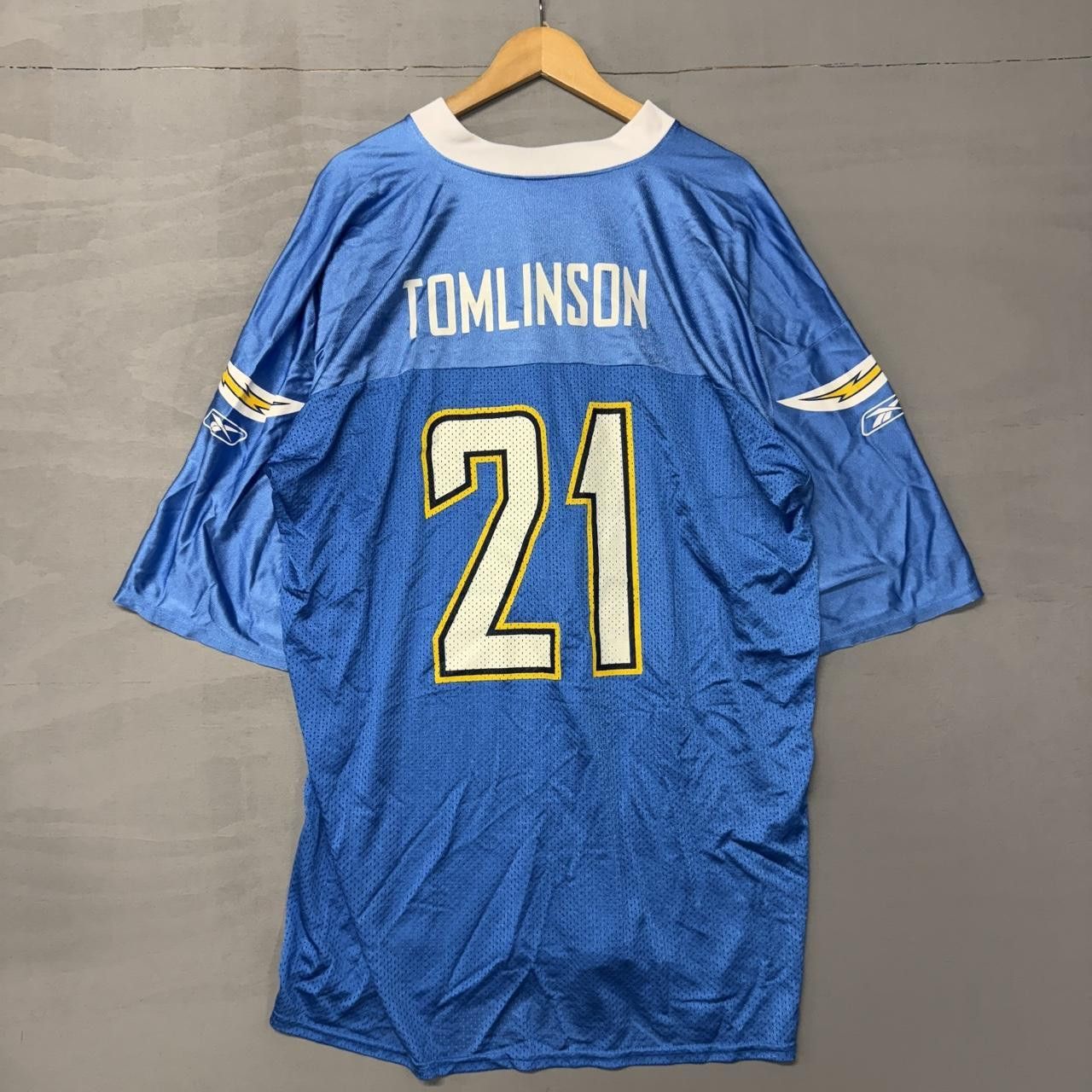Reebok Vintage Reebok Las Angelas Chargers Tomlinson Jersey 2XL Size US XXL / EU 58 / 5 - 2 Thumbnail