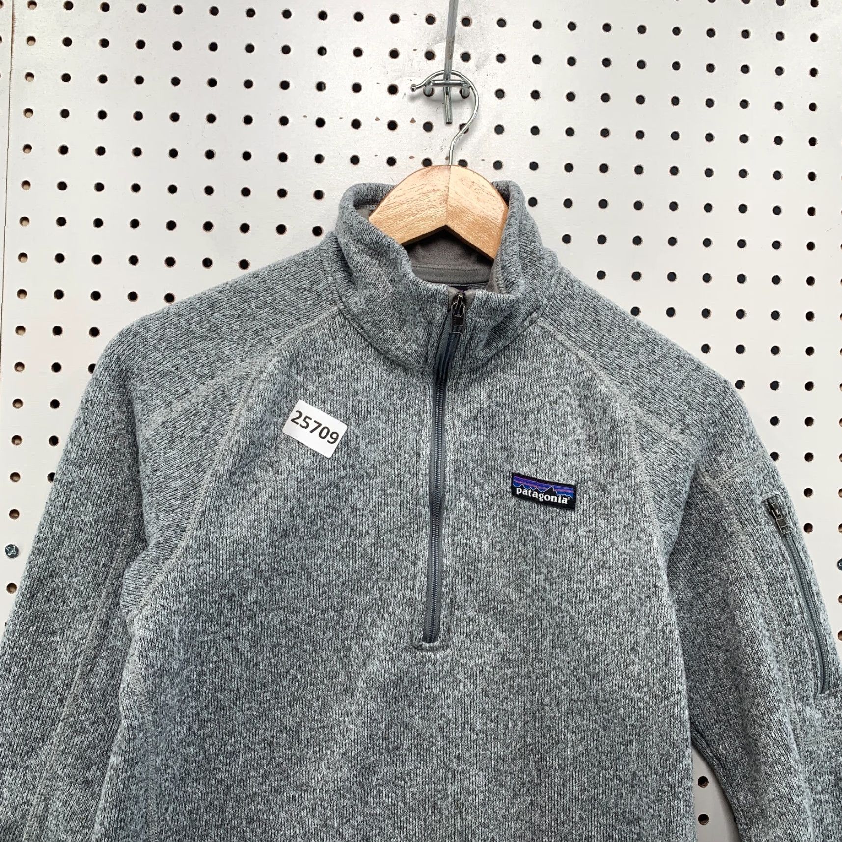 Patagonia Patagonia Better Sweater Gray Womens Small Zipper Pockets Fleece 17x23.5 Size S / US 4 / IT 40 - 6 Thumbnail