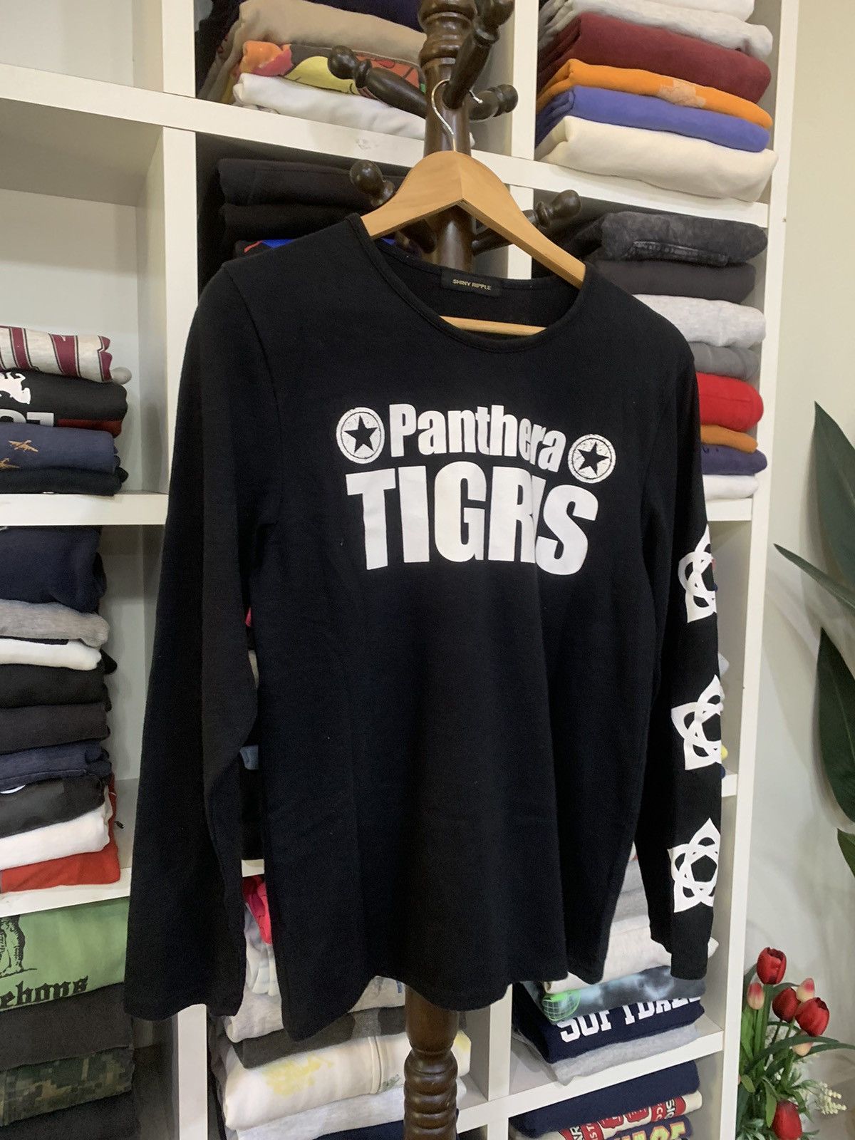 Vintage Shiny Ripple Panthera Tigris Size US S / EU 44-46 / 1 - 5 Thumbnail