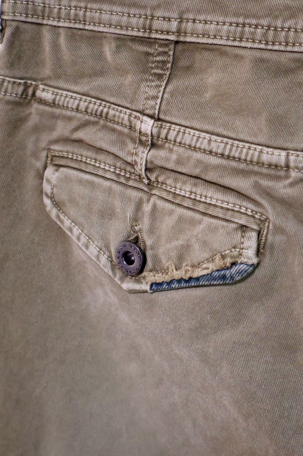 Diesel Black Gold Diesel Black Gold Cargo Pants / Army Green / Size 30 Size US 30 / EU 46 - 5 Thumbnail