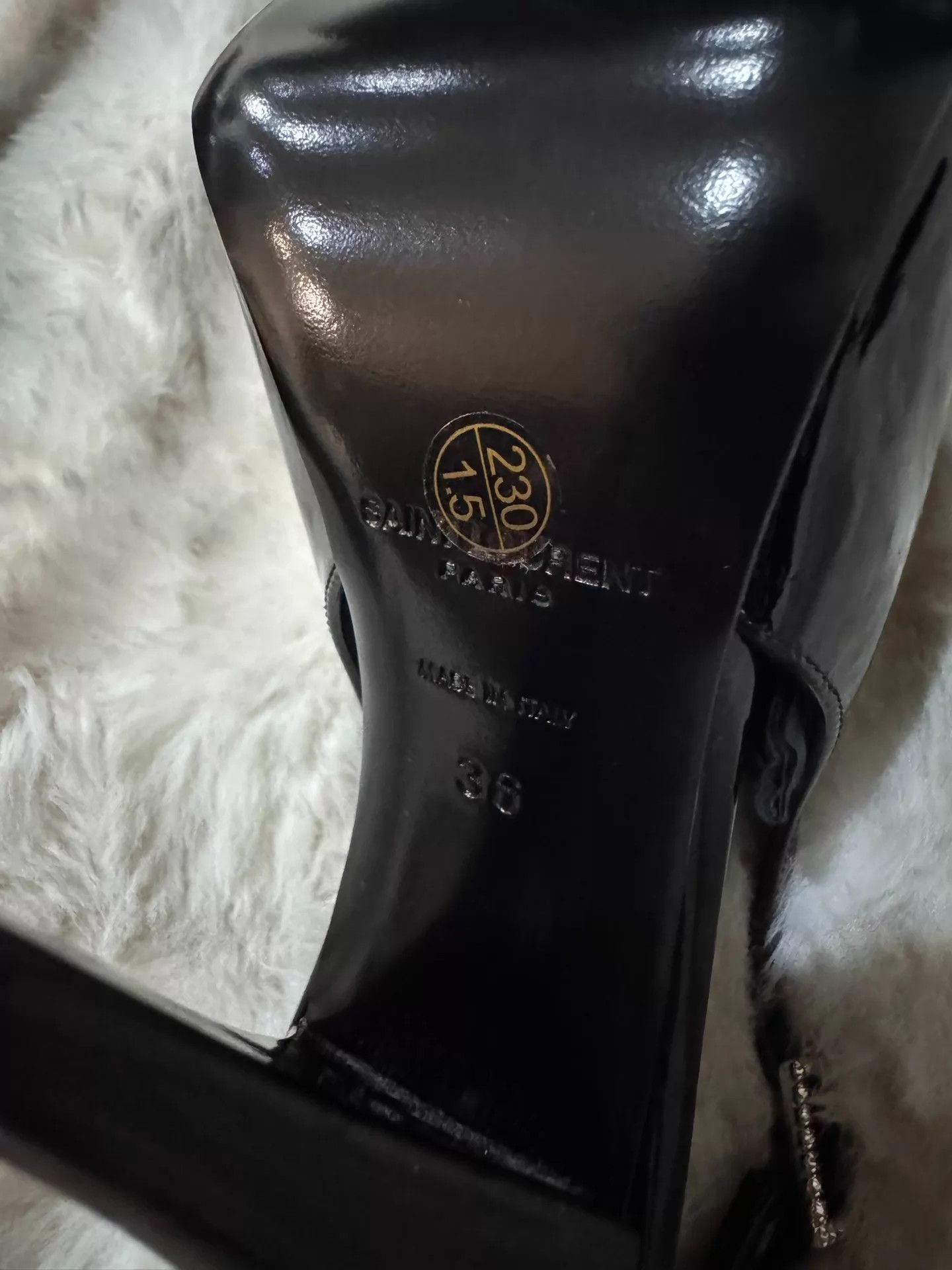 Yves Saint Laurent YSL Crystal Patent Leather Pointed Heels Size US 5.5 / IT 35.5 - 5 Thumbnail
