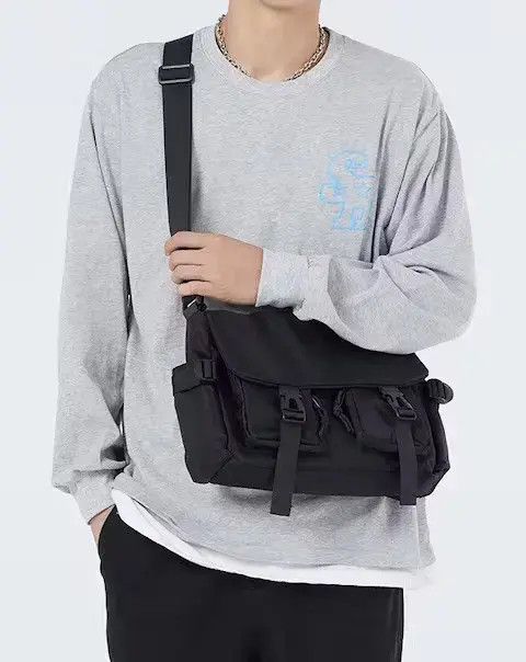 Anime x Individualized Shirts Fashion Hip Hop Crossbody Shoulder Bag in Black, Men's