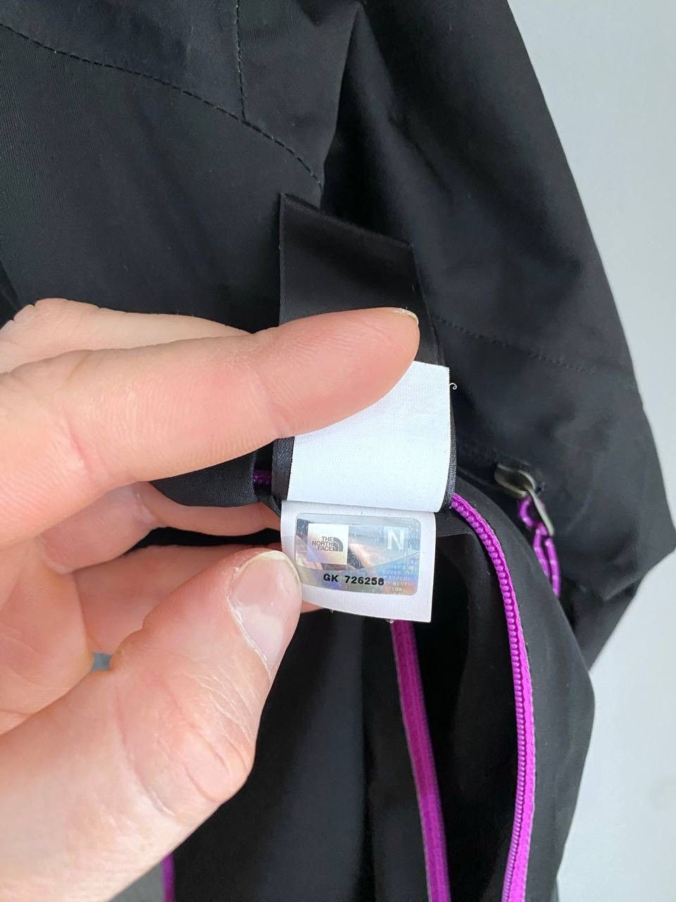 The North Face The North Face Hyvent Women's Waterproof Hooded Jacket, Sz S Size S / US 4 / IT 40 - 17 Thumbnail