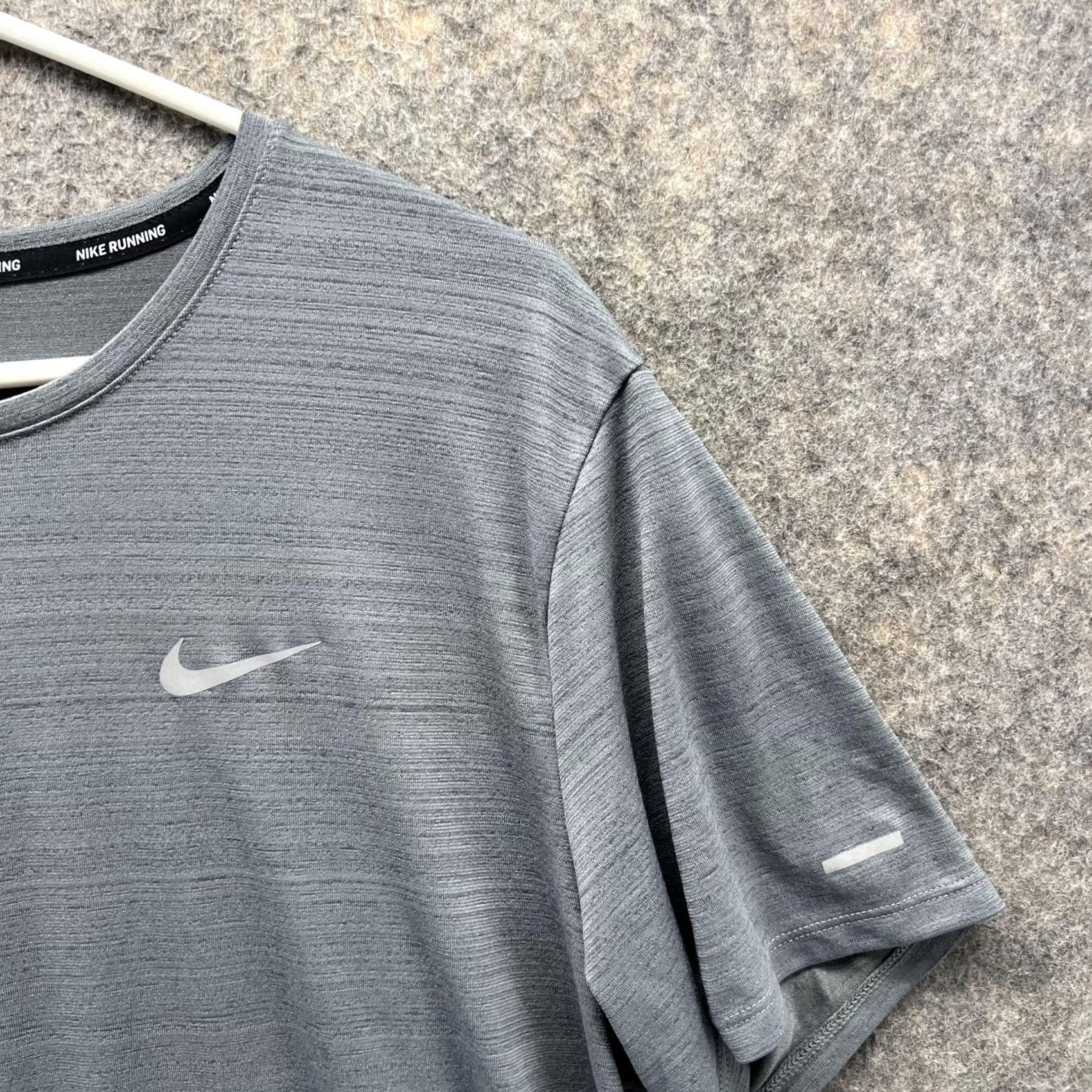 Nike Nike Shirt Mens M Gray Shirts Men Adult Athletic Dri fit Polyester Running Swoosh Size US M / EU 48-50 / 2 - 4 Thumbnail