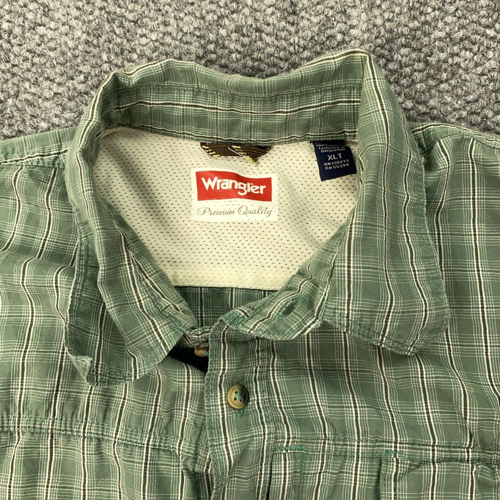 Wrangler VINTAGE Wrangler Mens Shirt XL Tall Green Plaid Button Up Short Sleeve Size US XL / EU 56 / 4 - 3 Thumbnail
