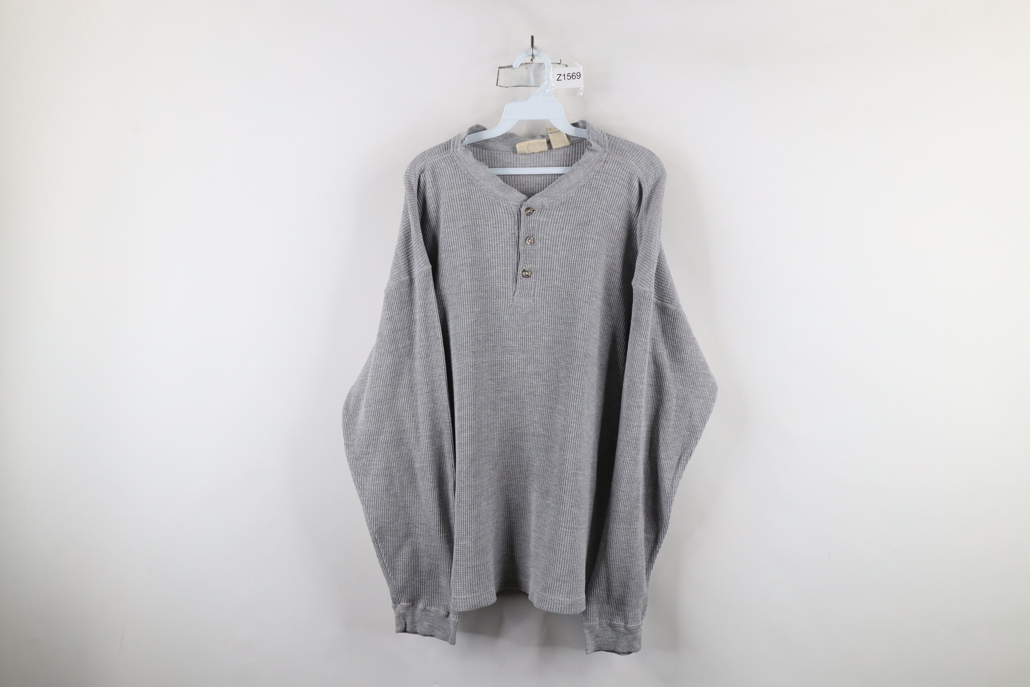 Vintage Vintage 90s Streetwear Waffle Knit Henley T-Shirt Gray Size US L / EU 52-54 / 3 - 1 Thumbnail