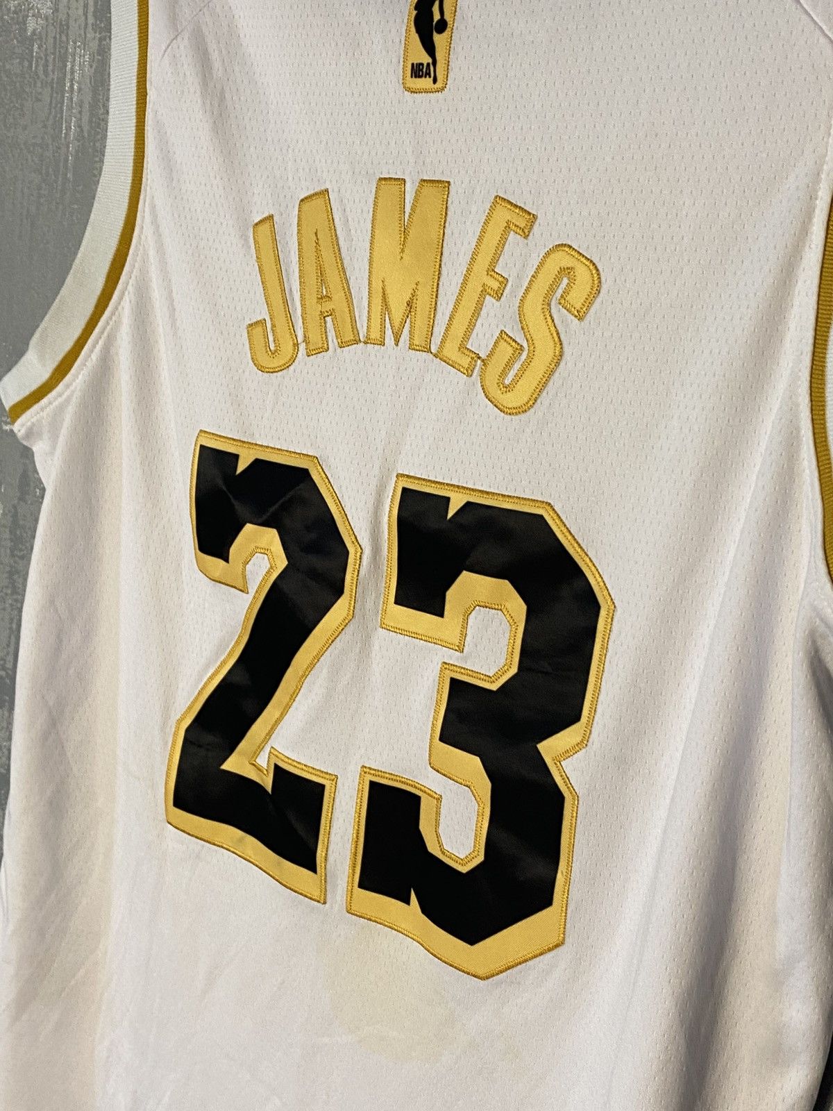Nike Los Angeles Lakers Nike Basketball Jersey NBA #23 James Size US M / EU 48-50 / 2 - 4 Thumbnail