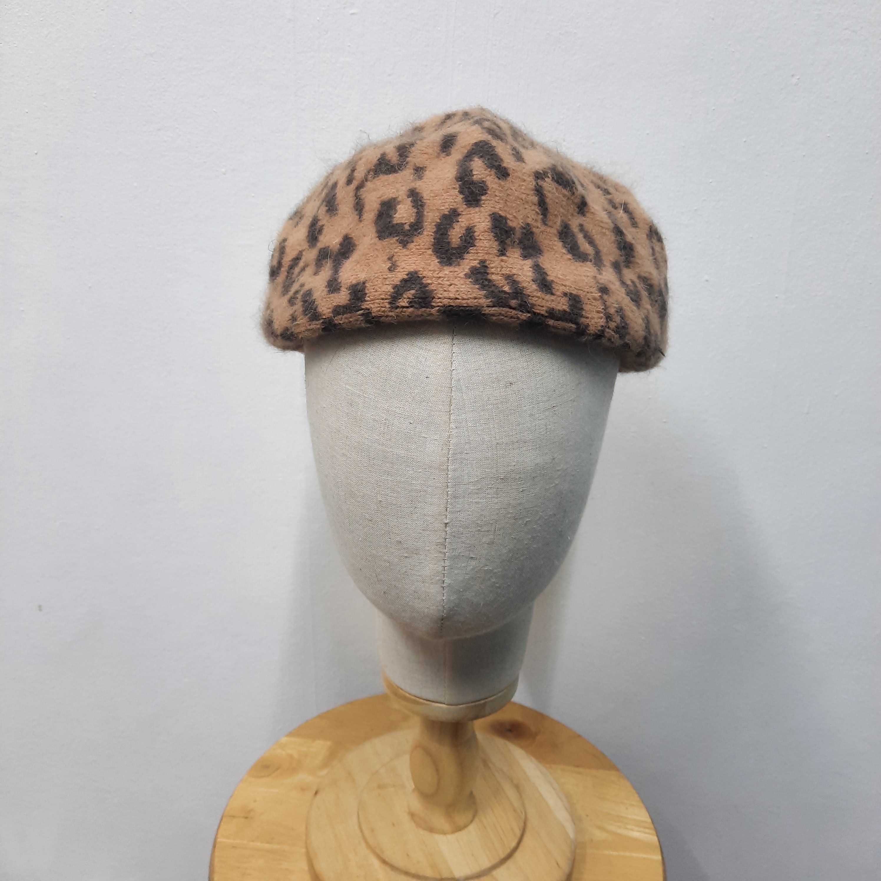 14th Addiction 💥 Japanese brand snidel leopard punk fur beret hat Size ONE SIZE - 3 Thumbnail