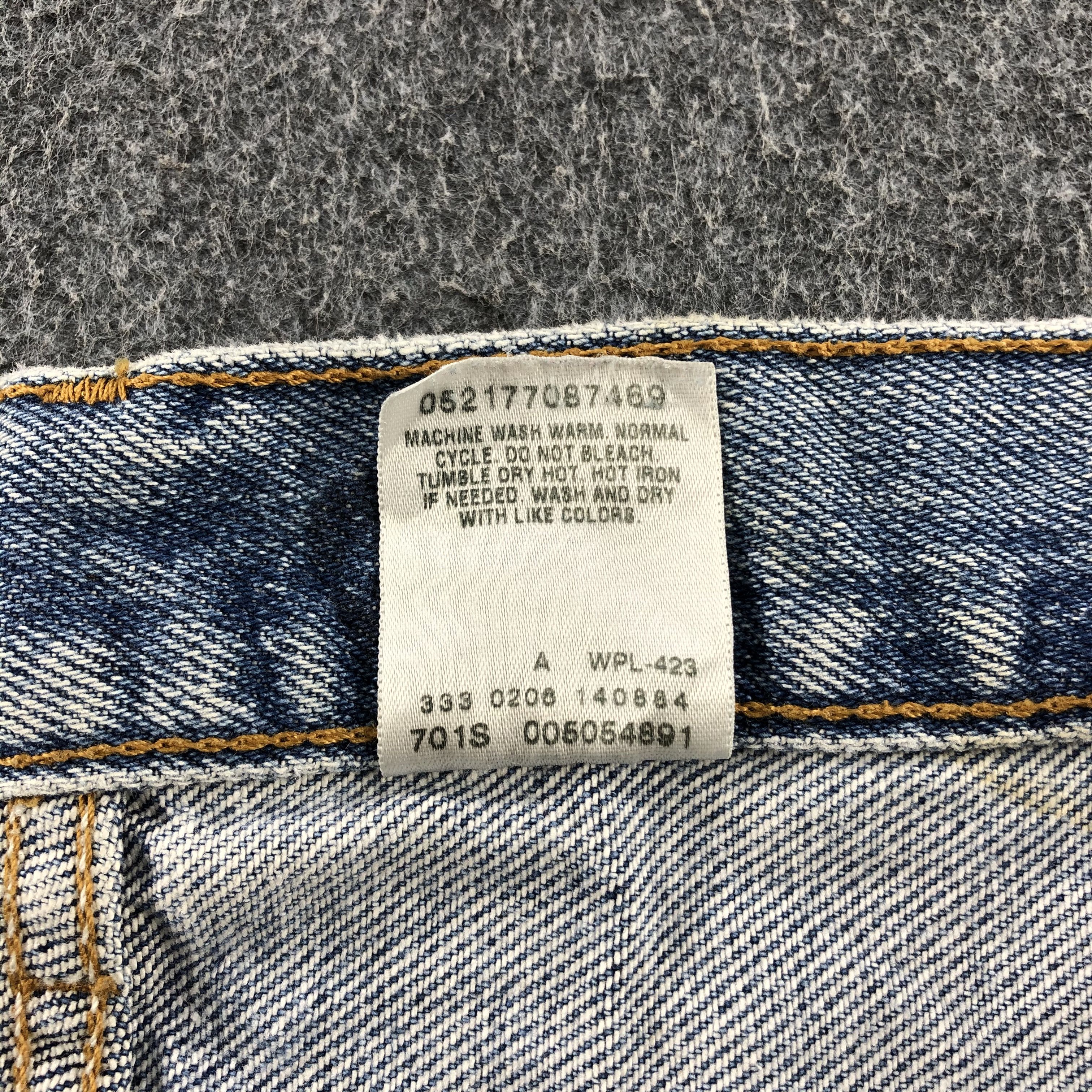 Levi's Light Wash Vintage Levis 505 Jeans-J1154 Size US 33 - 11 Thumbnail