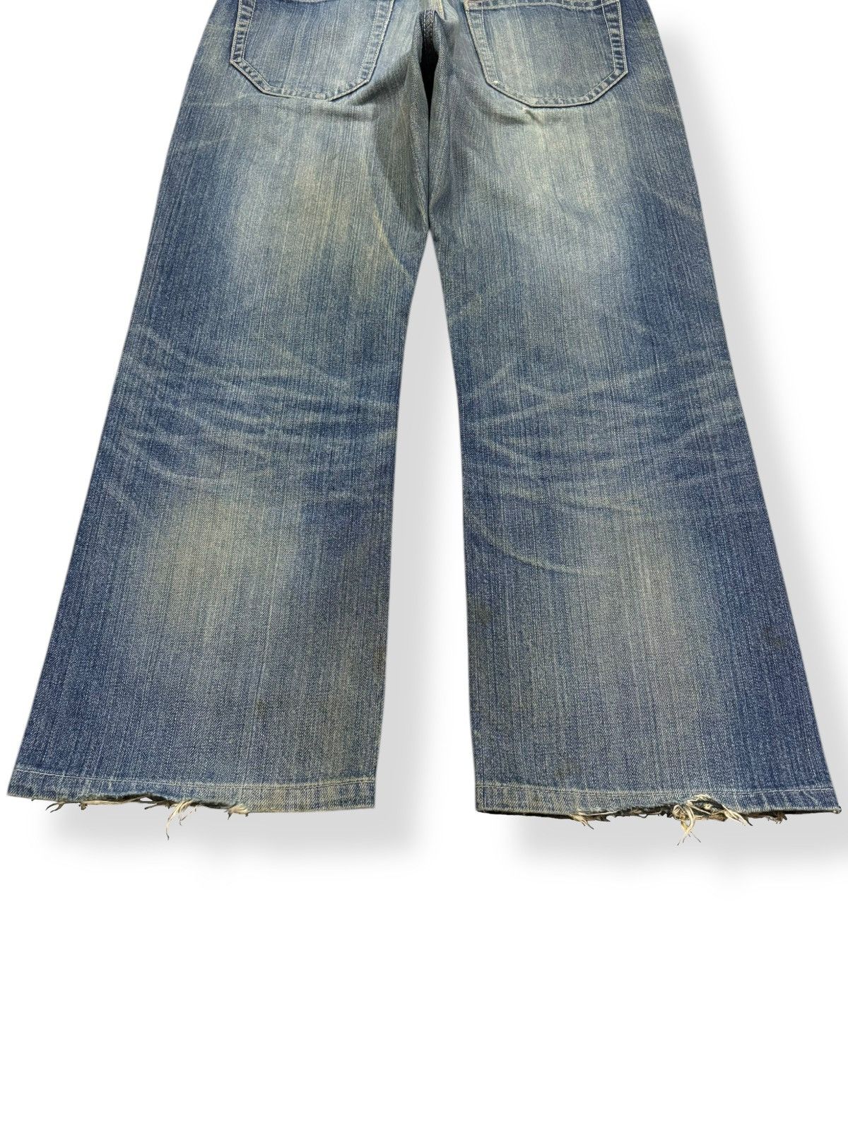 Undercover × Uniqlo Vintage 90s Uniqlo Mud Wash Loose Fit Flare Distressed Jeans Size US 31 - 13 Thumbnail