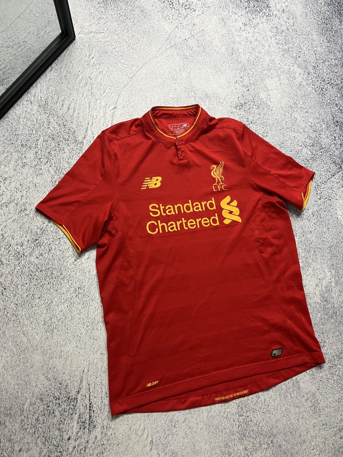 New Balance New Balance Liverpool 2016/2017 Home Shirt Soccer Jersey Size US M / EU 48-50 / 2 - 4 Thumbnail
