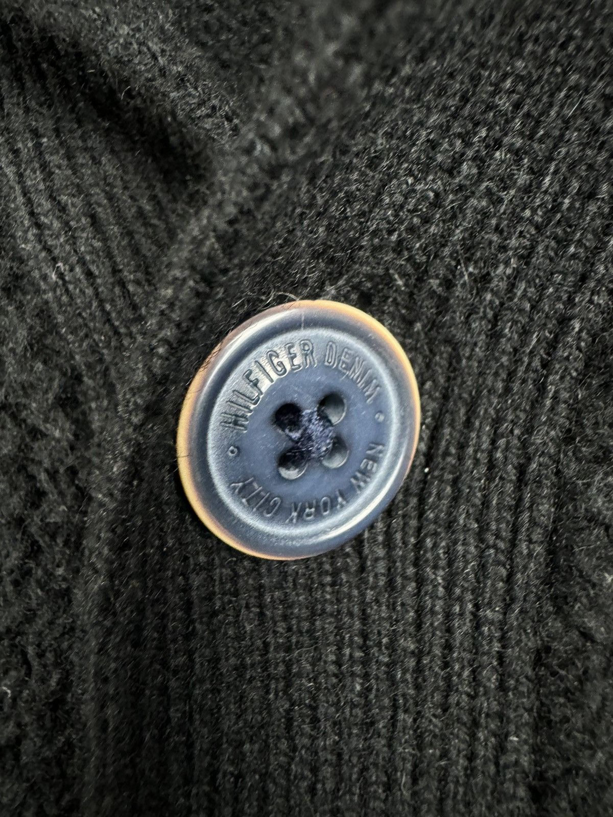 Tommy Hilfiger Tommy Hilfiger 1/3 Button Up Knitwear Sweater Size US L / EU 52-54 / 3 - 9 Thumbnail