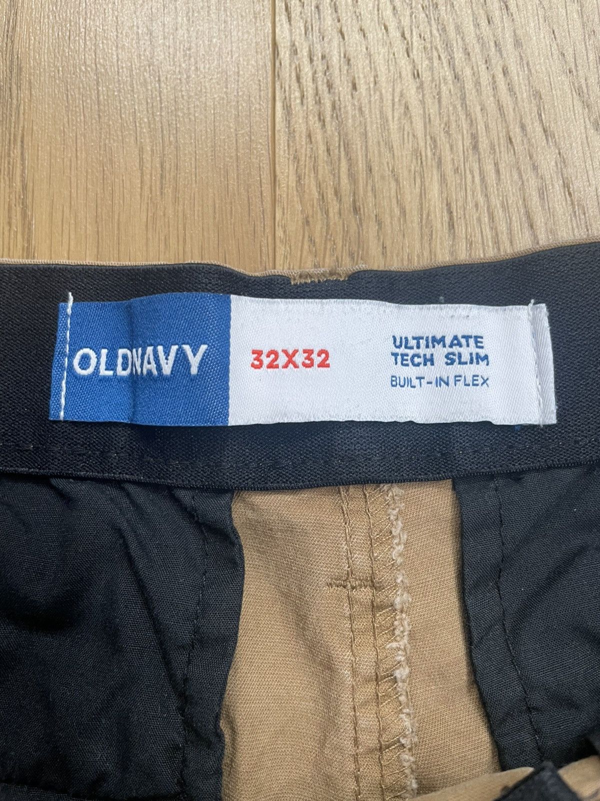 Old Navy Old Navy Ultimate Tech Slim Pant Size US 32 / EU 48 - 3 Thumbnail