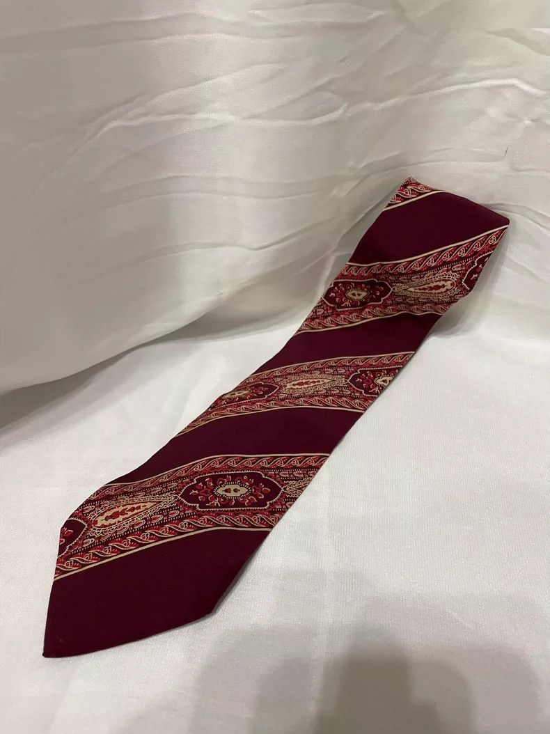 Yohji Yamamoto yohji Yamamoto Red tie with ethnic pattern tie Size ONE SIZE - 1 Thumbnail