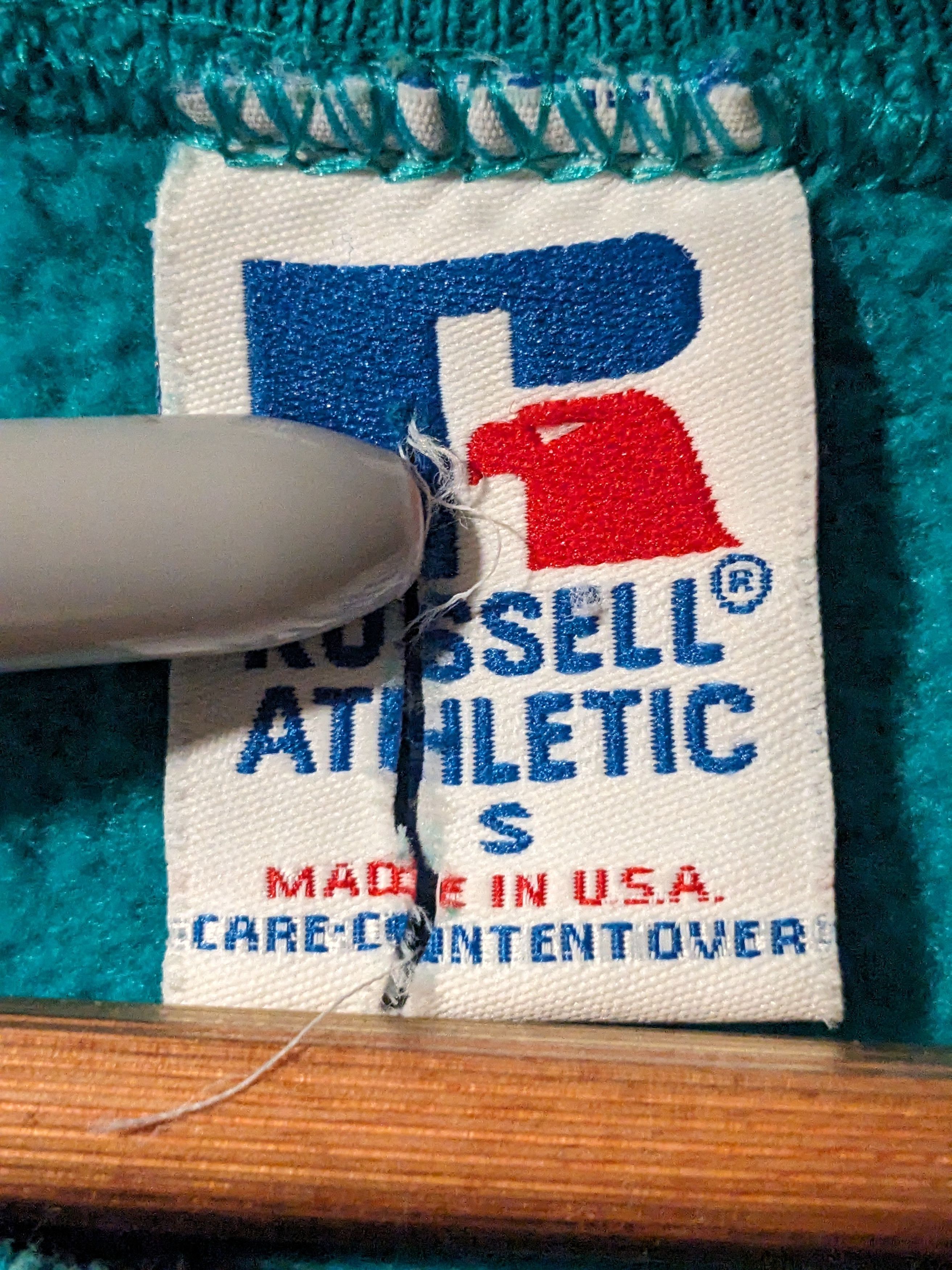 Russell Athletic × Vintage Vintage 90s Russell Athletic Spell Out Logo Sweatshirt Size US S / EU 44-46 / 1 - 4 Thumbnail