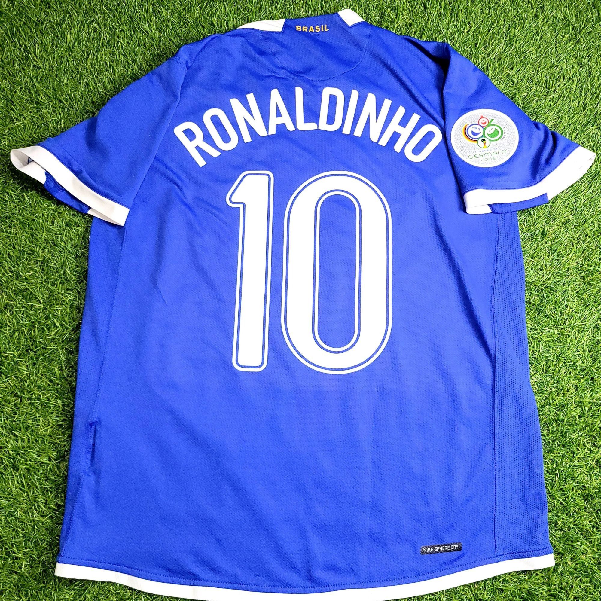 Nike Ronaldinho Brazil 2006 WORLD CUP Away Soccer Jersey M Size US M / EU 48-50 / 2 - 1 Thumbnail