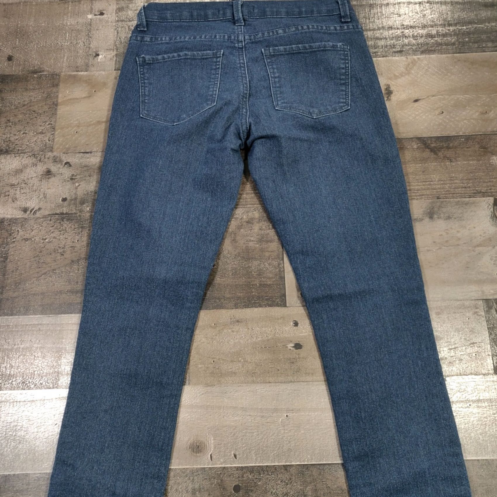 Forever 21 Forever 21 Jeans Womens 25 Low Rise Skinny Zip Closure Dark Wash Denim Blue 5-Pocket Mens? Size 42" / US 20 - 5 Thumbnail