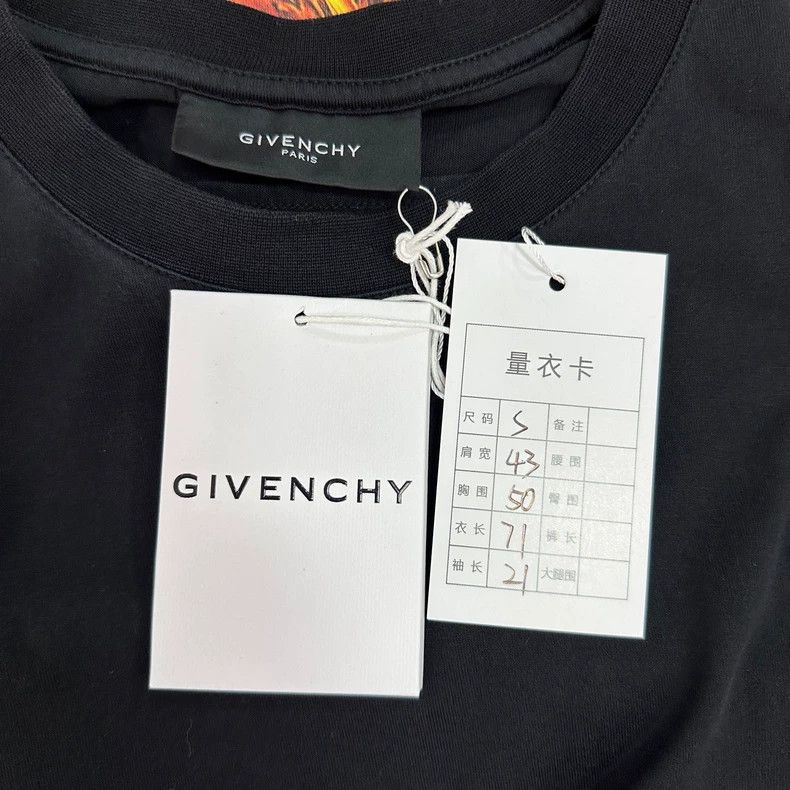 Givenchy Givenchy Black Classic Flame Hem Pattern Short Sleeve T-Sh Size US S / EU 44-46 / 1 - 3 Thumbnail