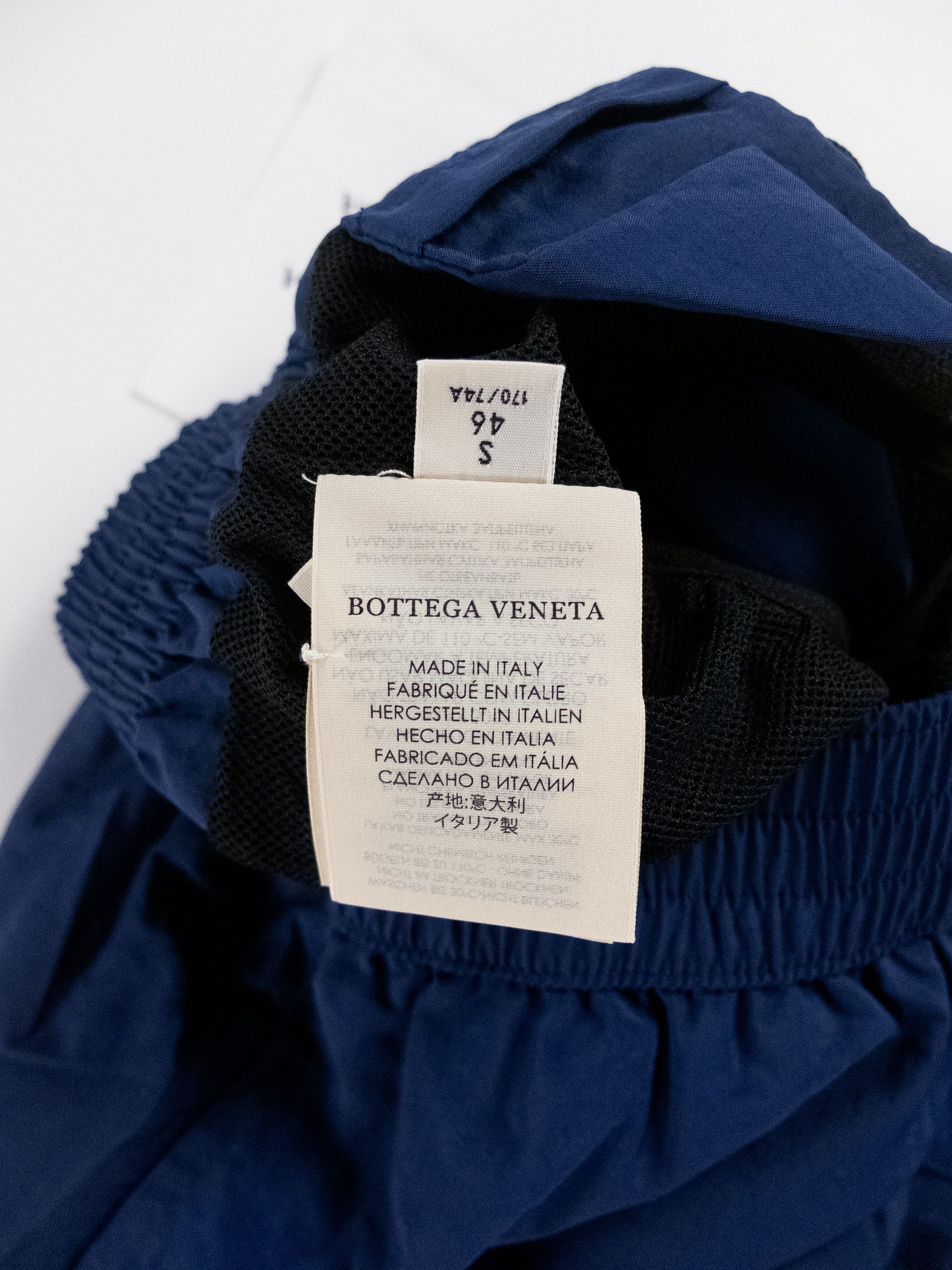 Bottega Veneta BOTTEGA VENETA solid navy blue nylon swim shorts Large q Size US 30 / EU 46 - 7 Thumbnail