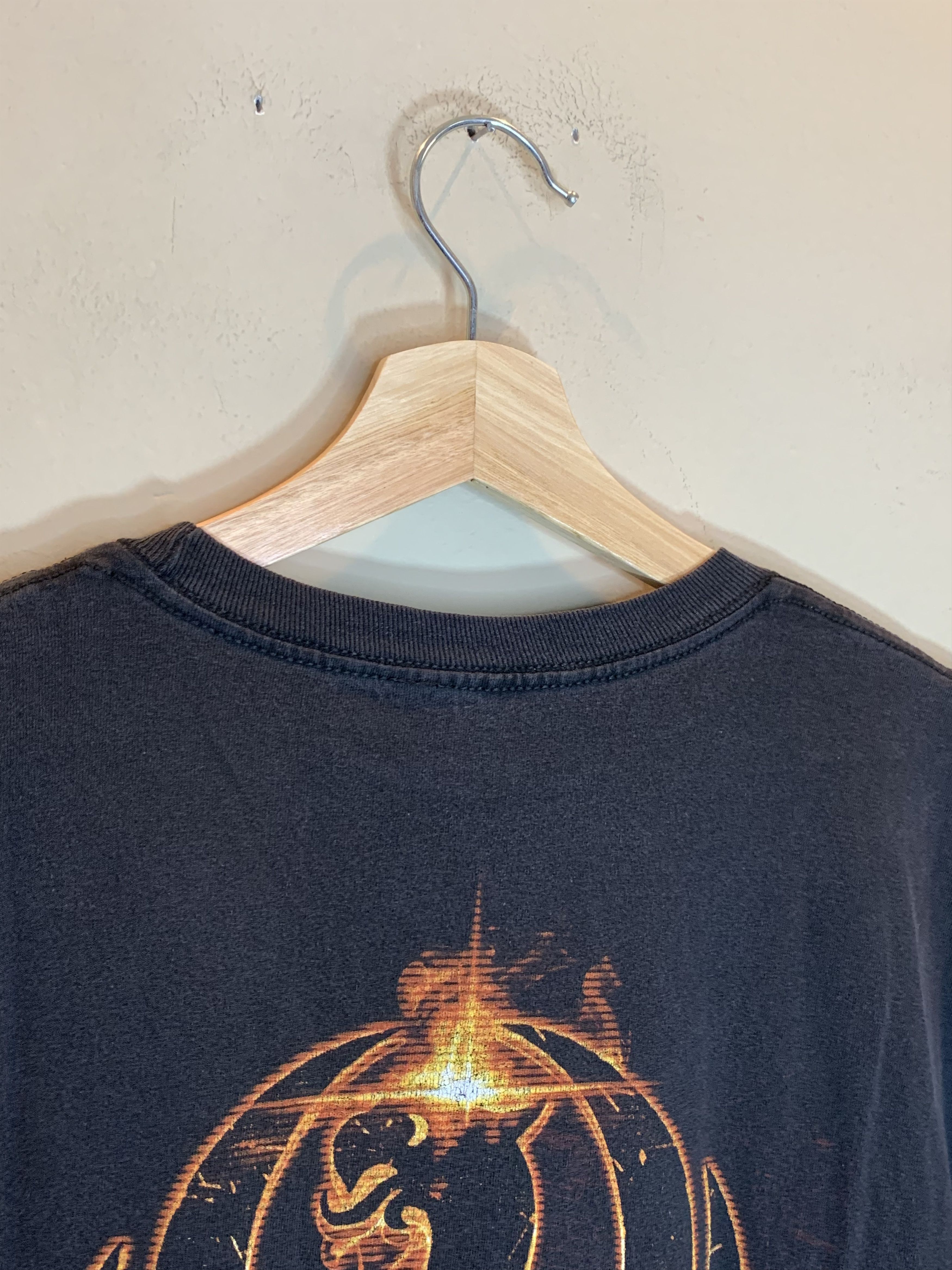 Vintage *RARE* Vintage Ruger Firearms Gun Flame Logo Art T-Shirt Size US L / EU 52-54 / 3 - 5 Thumbnail