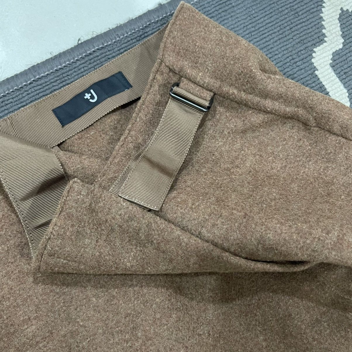 Jil Sander × Uniqlo Jil Sander x Uniqlo Wool Mini Skirt Size 30" / US 8 / IT 44 - 7 Thumbnail