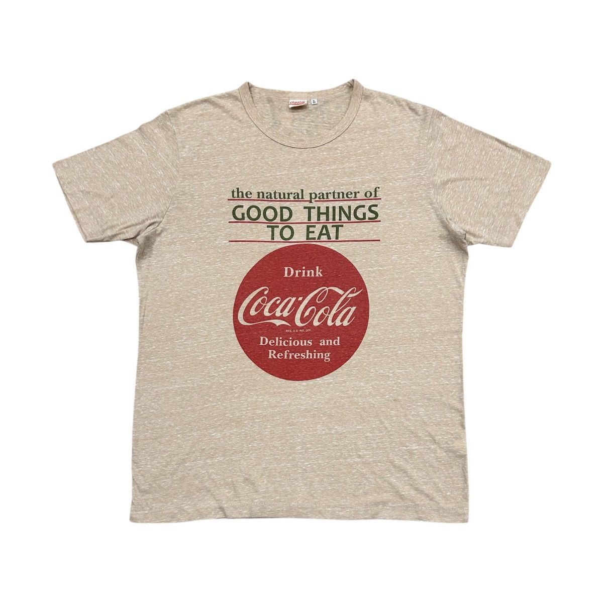 Uniqlo Coca Cola UT Coke Drink Promo Tshirt Size US L / EU 52-54 / 3 - 1 Thumbnail