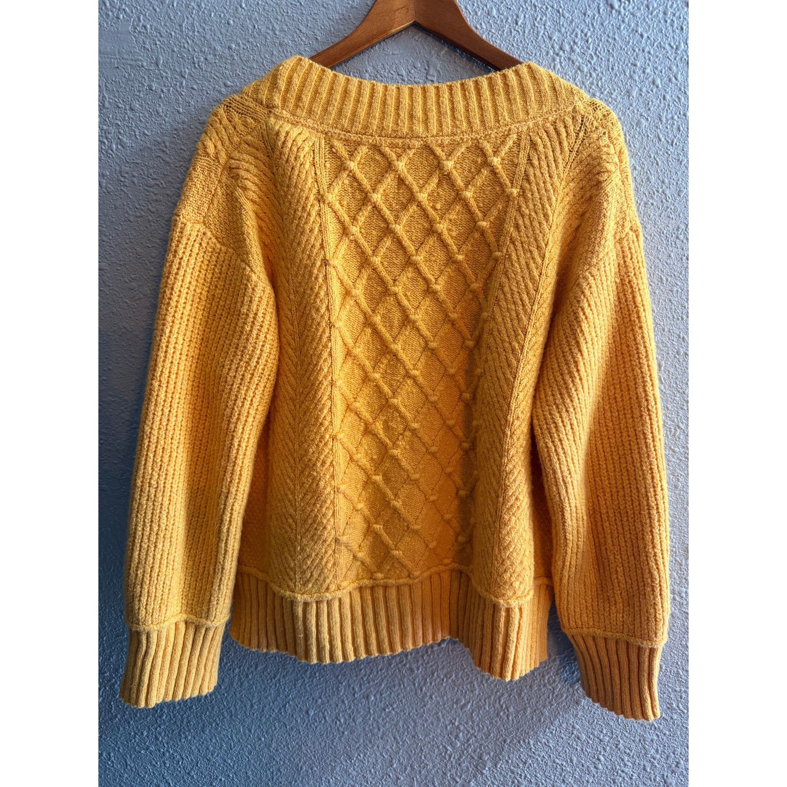 Anthropologie Maeve Anthropologie Oversized Tillie V-Neck Sweater Size Med Size M / US 6-8 / IT 42-44 - 7 Thumbnail