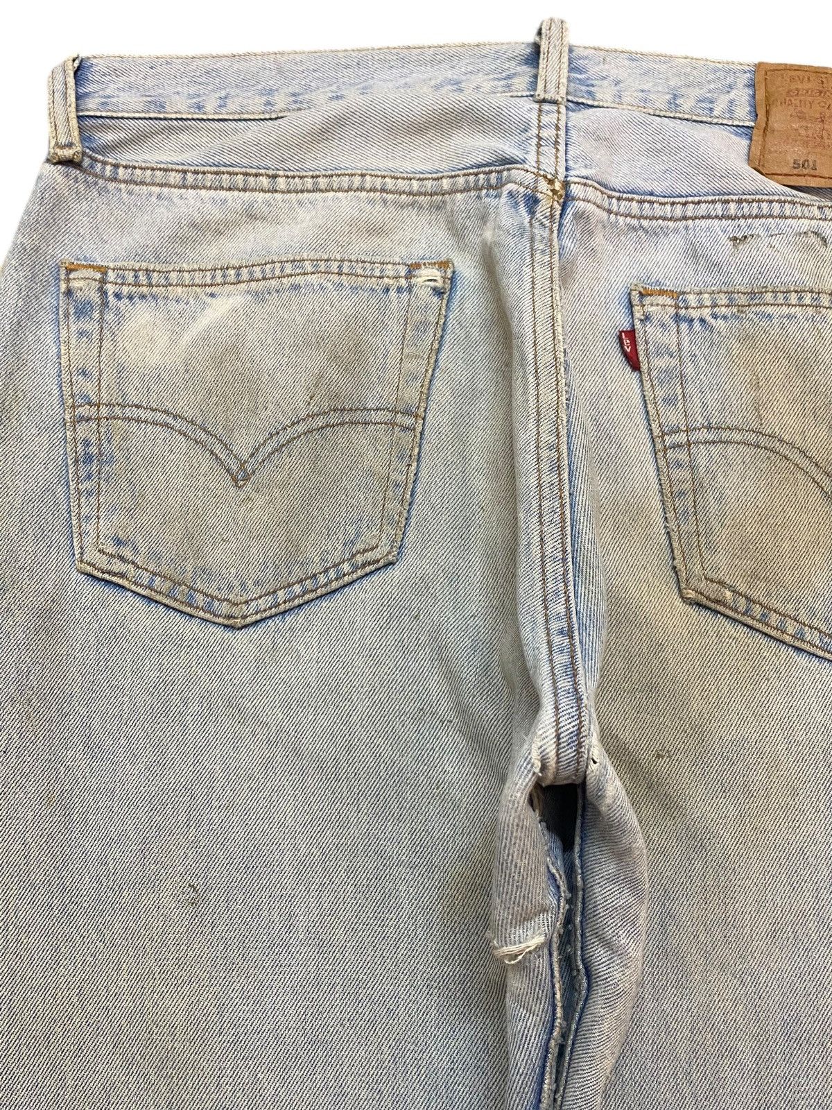 Levi's Vintage Clothing Vintage levis 501 90’s Grunge Distressed Loose Jeans Size US 34 / EU 50 - 11 Thumbnail