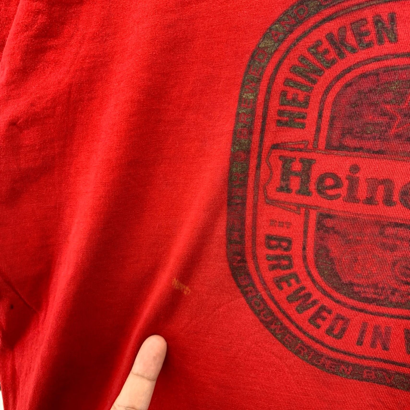 Vintage VINTAGE Crazy Shirts Heineken Logo Shirt Mens M Red 70s 80s Beer Art 21.5x26 Size US M / EU 48-50 / 2 - 7 Thumbnail