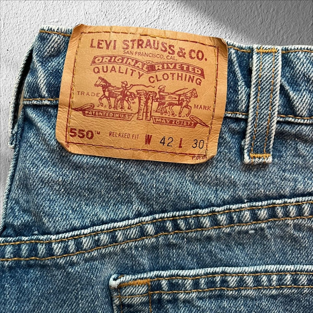Levi's Vintage 90s Levi’s 550 Relaxed Fit Jeans 40x30 Made in USA Size US 40 / EU 56 - 5 Thumbnail