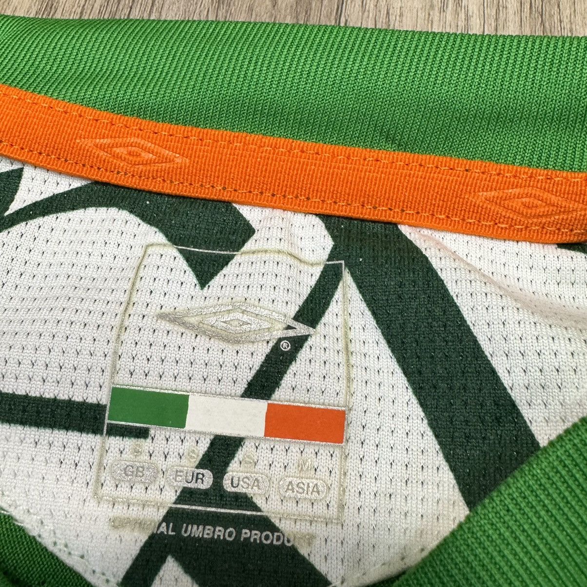 Umbro Ireland 06/08 home shirt Size US S / EU 44-46 / 1 - 7 Thumbnail