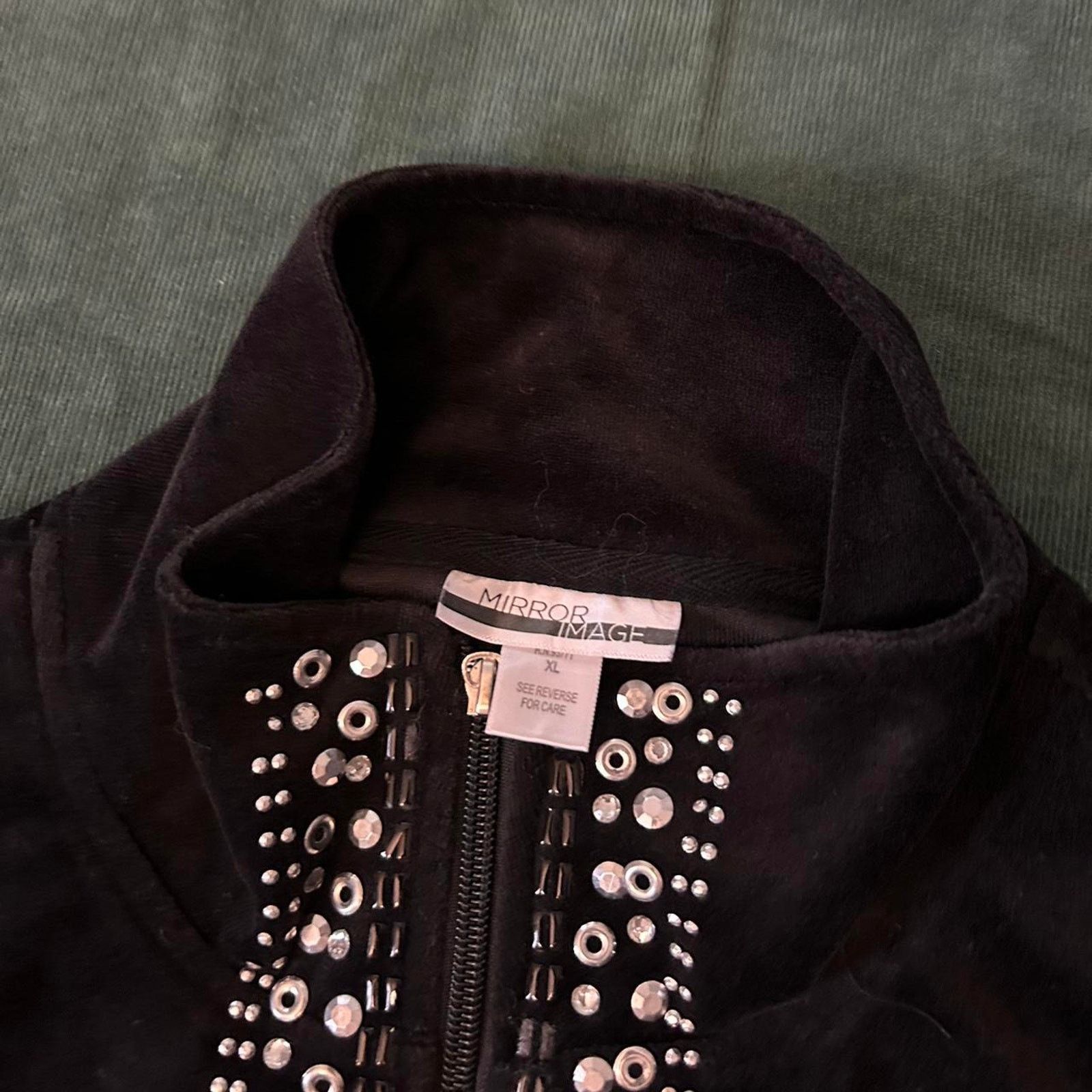 Other Vintage velvet jacket with rhinestones Size XL / US 12-14 / IT 48-50 - 6 Thumbnail