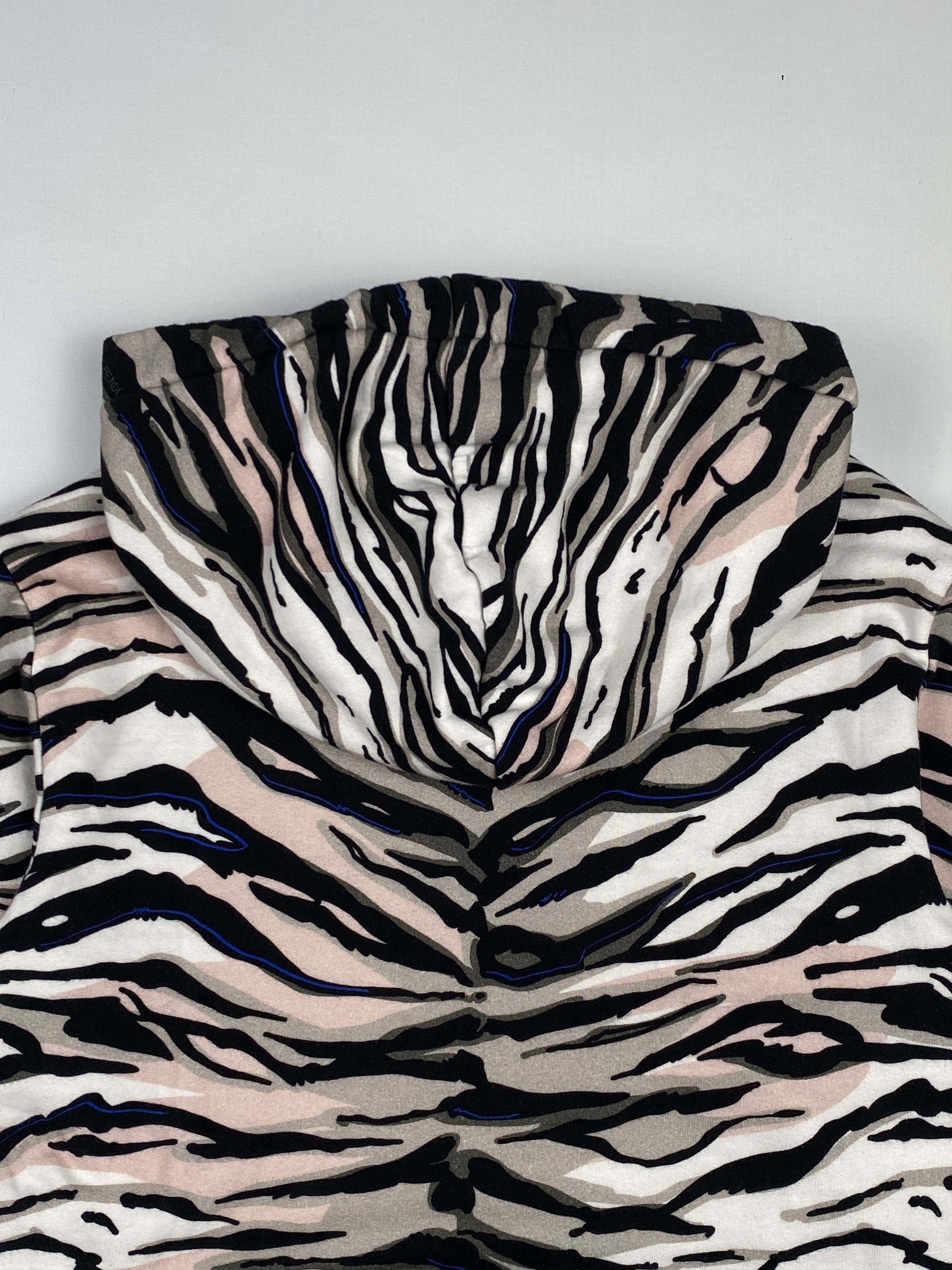 Fendi Zebra Patterned Cropped Hoodie Size XS / US 0-2 / IT 36-38 - 11 Thumbnail