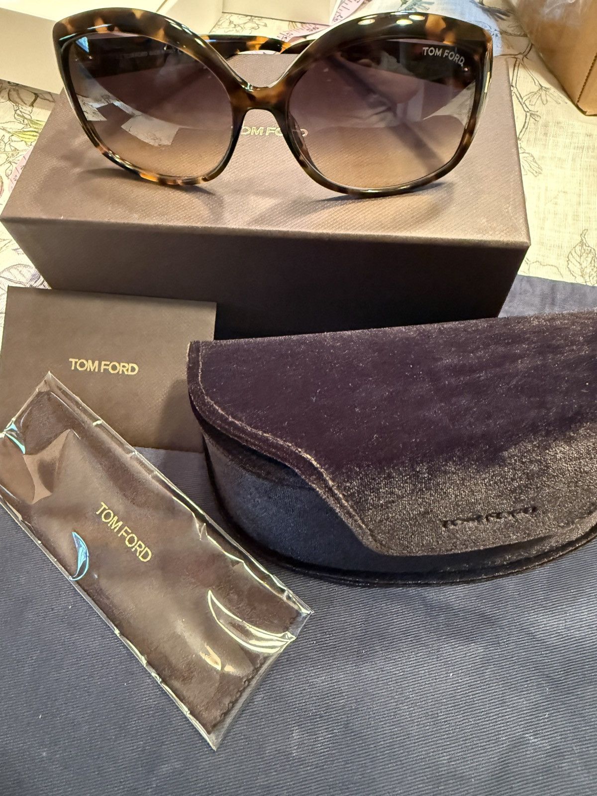 Tom Ford Tom Ford Tortoise Chiara Sunglasses Size ONE SIZE - 1 Thumbnail
