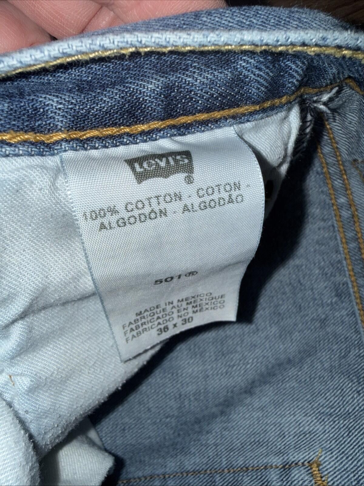 Levi's Levis 501 Jeans Mens 36x30 Blue Button Fly Denim Straight Size US 36 / EU 52 - 4 Thumbnail
