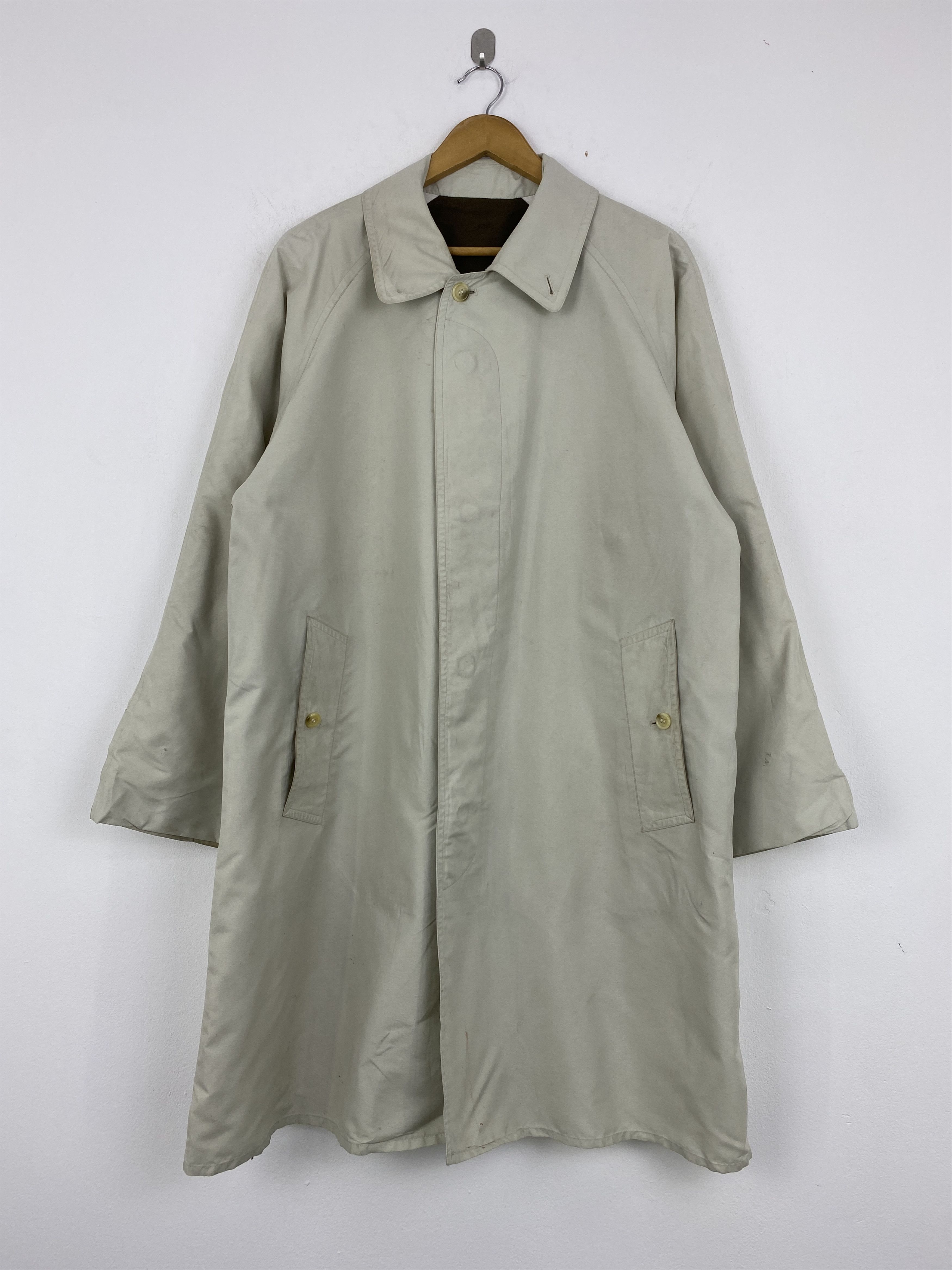Burberry Vintage Burberrys London Trench Coat J1949 Size US XL / EU 56 / 4 - 1 Thumbnail