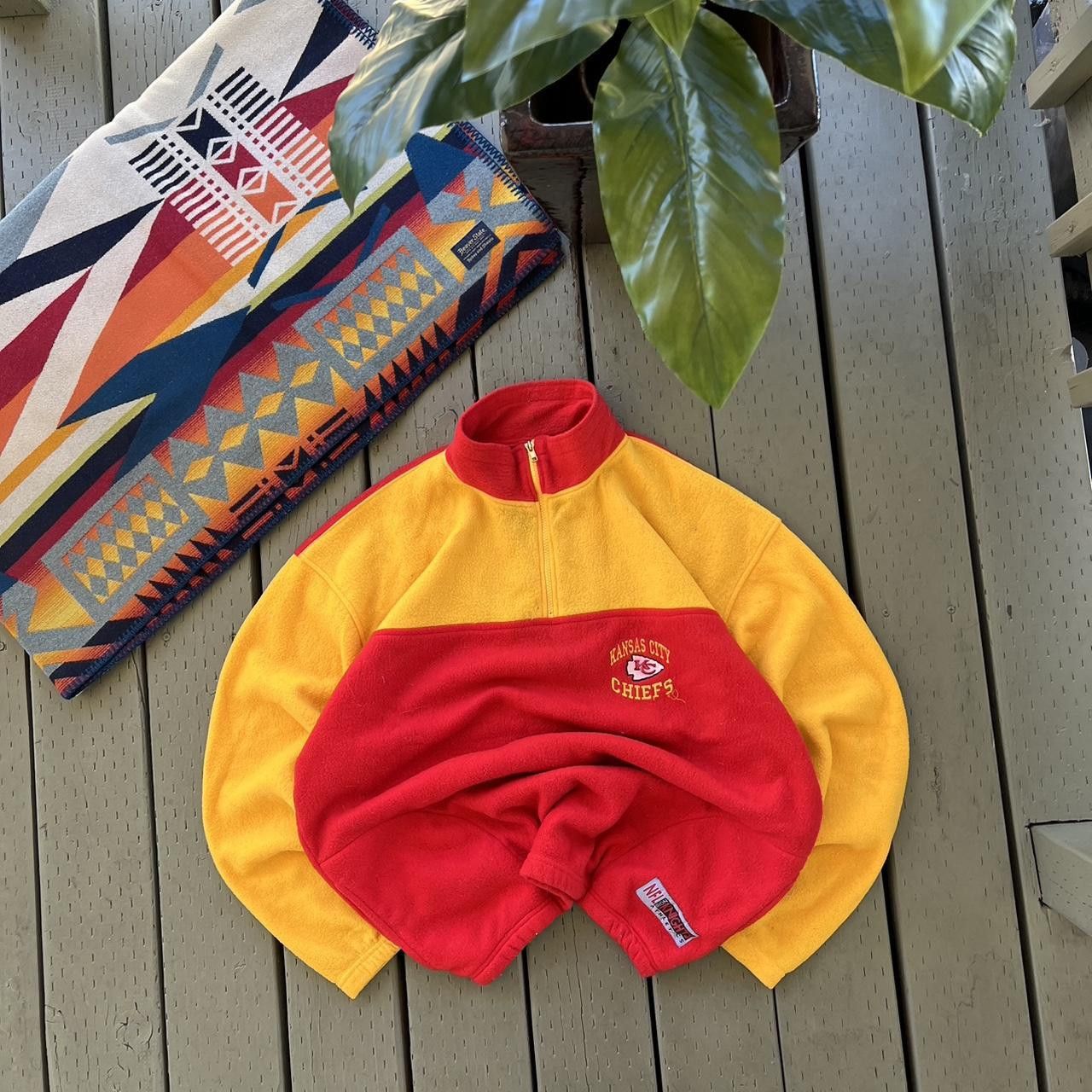 NFL Vintage 90s Kansas City Chiefs Sweatshirt Embroidered Logo Size US XL / EU 56 / 4 - 4 Thumbnail