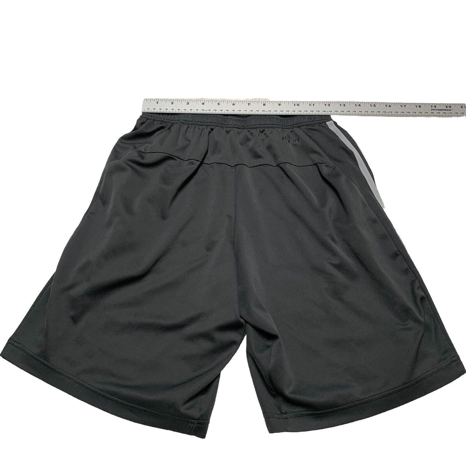 Adidas Adidas Primeblue Shorts S Gray 3-Stripes Athletic Size US 30 / EU 46 - 7 Thumbnail