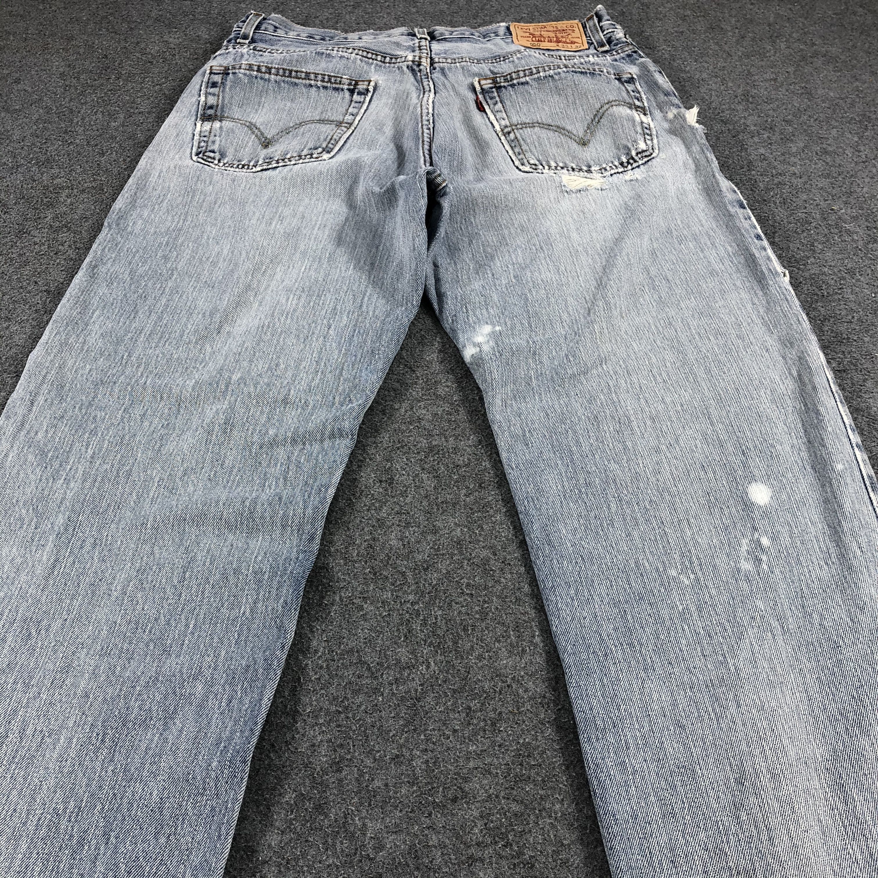 Levi's Distressed Vintage Levis 550 Jeans Light Wash Denim-J1046 Size US 33 - 4 Thumbnail