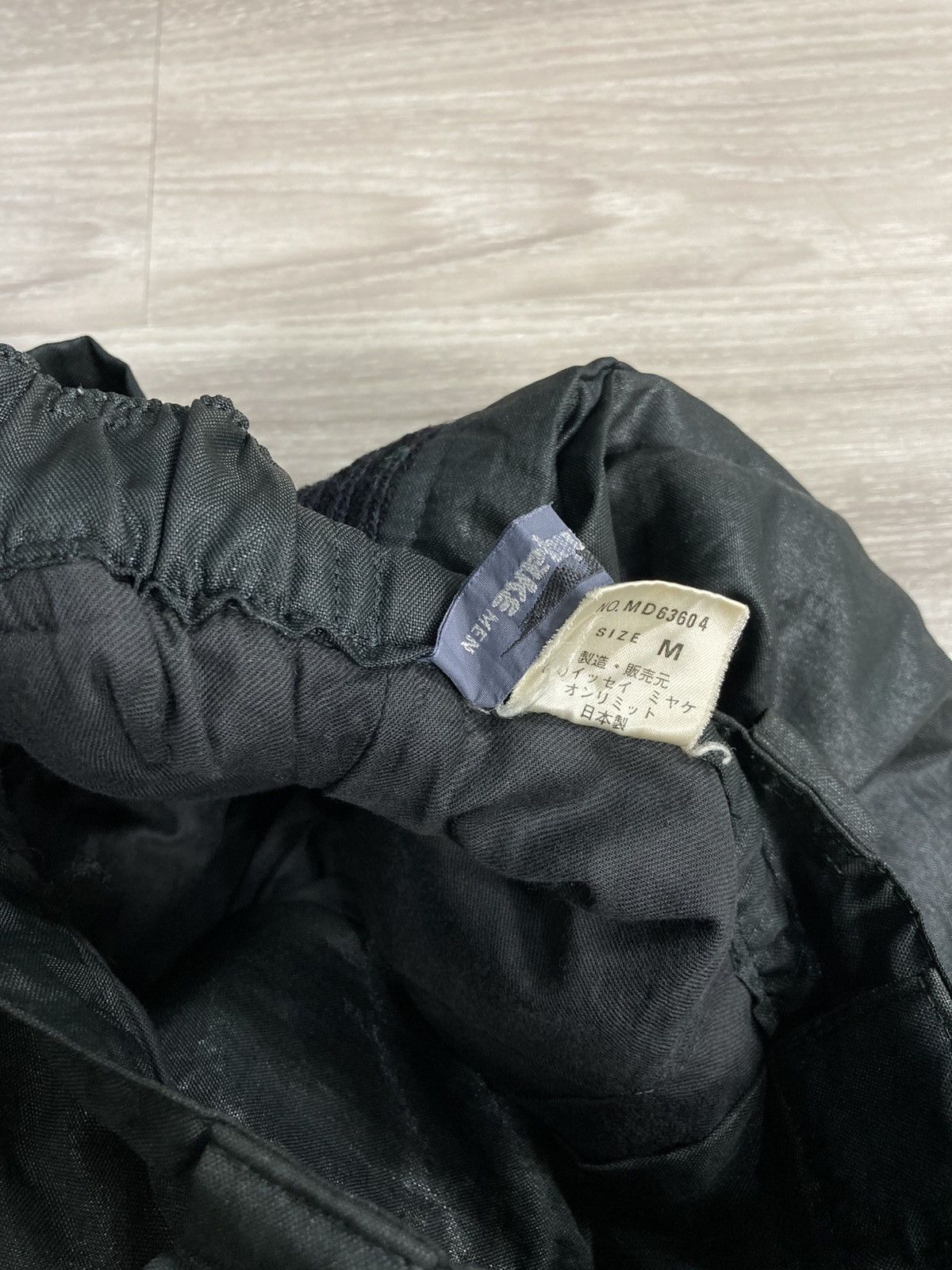 Issey Miyake Issey Miyake Men Quilted Paded Pant Runway Fashion M Size Size US 30 / EU 46 - 8 Thumbnail