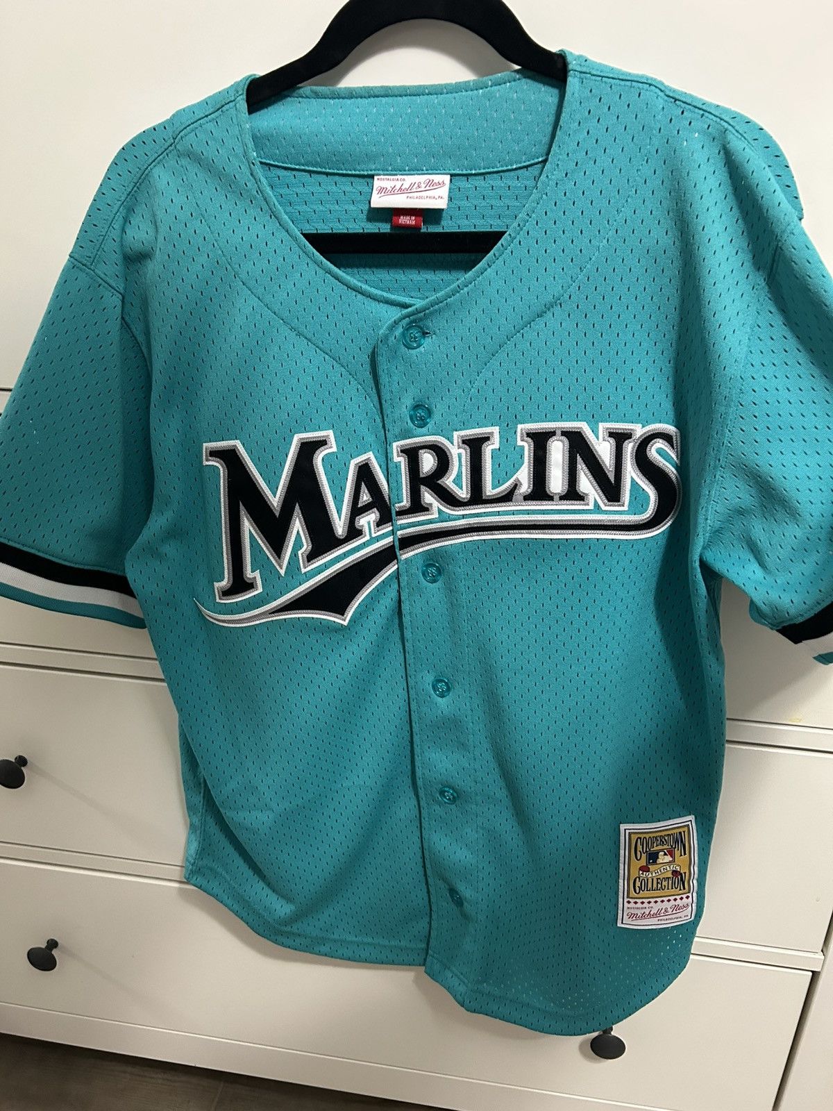 Mitchell & Ness Andre Dawson Florida Marlins Jersey - Mitchell & Ness Size US M / EU 48-50 / 2 - 1 Thumbnail