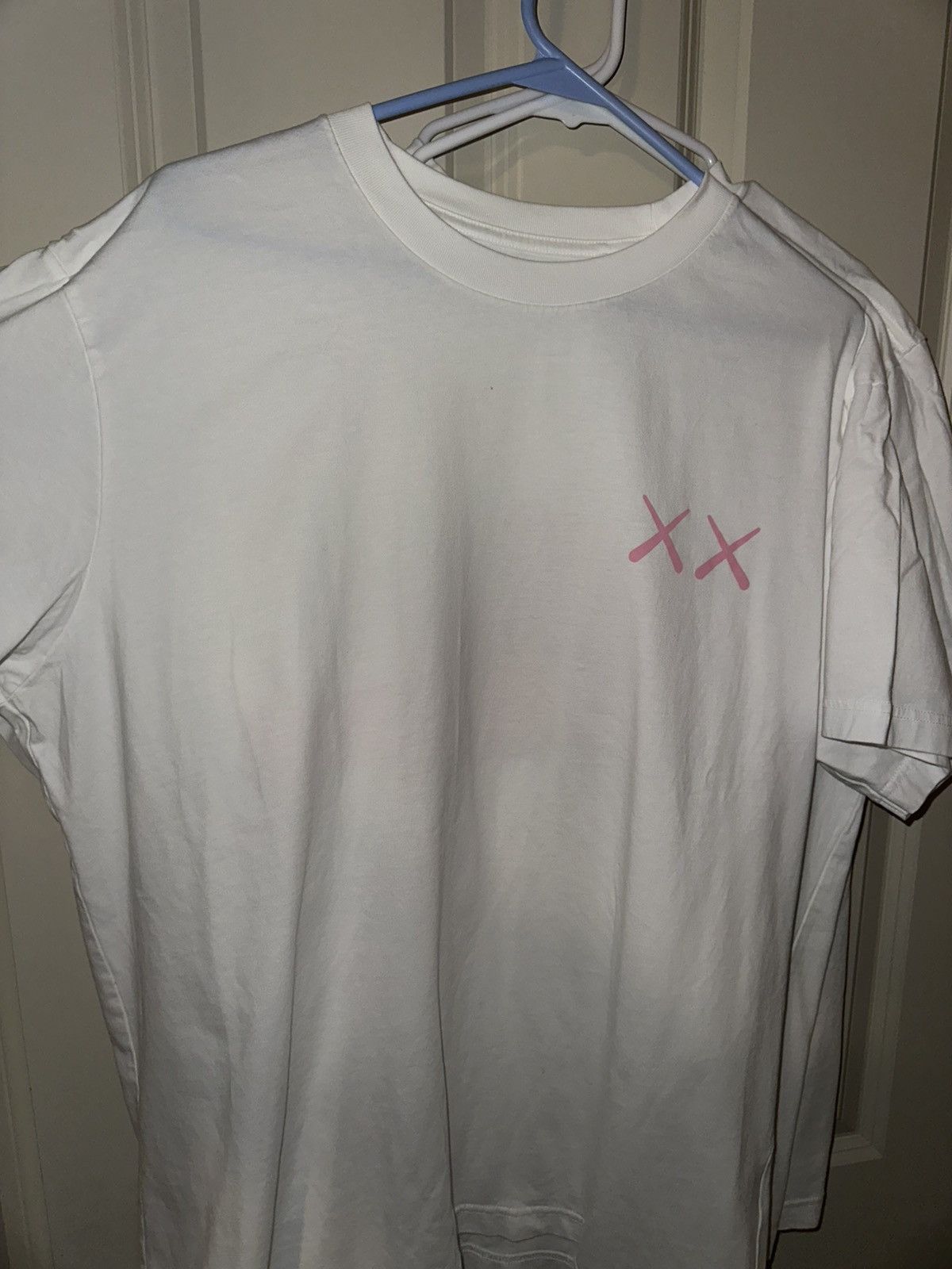 Kaws × Uniqlo Kaws X Uniqlo Time Off Tee (XL) Size US XL / EU 56 / 4 - 2 Thumbnail
