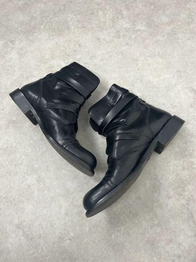 Dolce & Gabbana 2000s Dolce & Gabbana Buckles Black Leather Boots Size US 8 / EU 41 - 6 Thumbnail