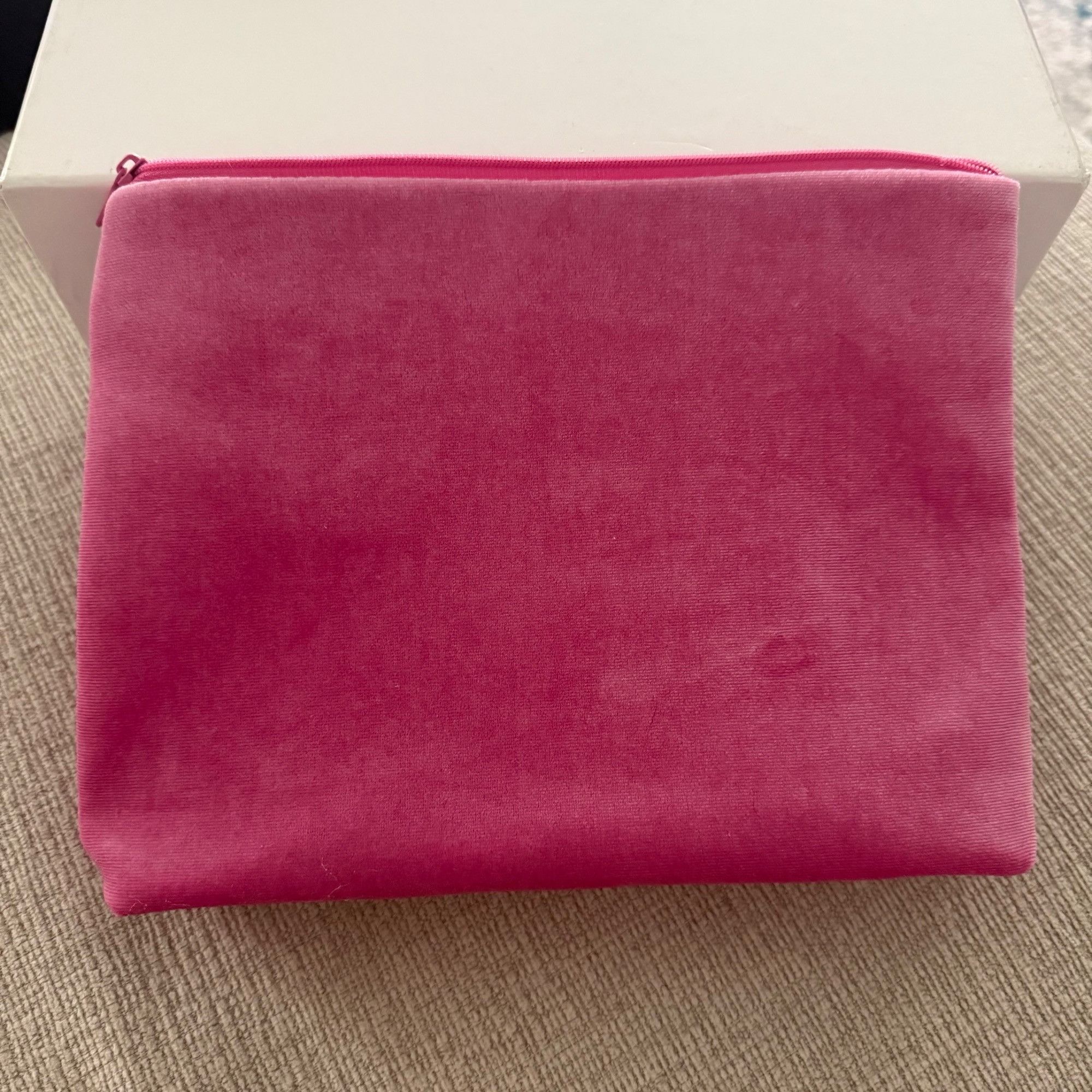 Other NWOT Ulta Pink Velvet Cosmetic Pouch With Bow Design & Zippe Size ONE SIZE - 2 Thumbnail