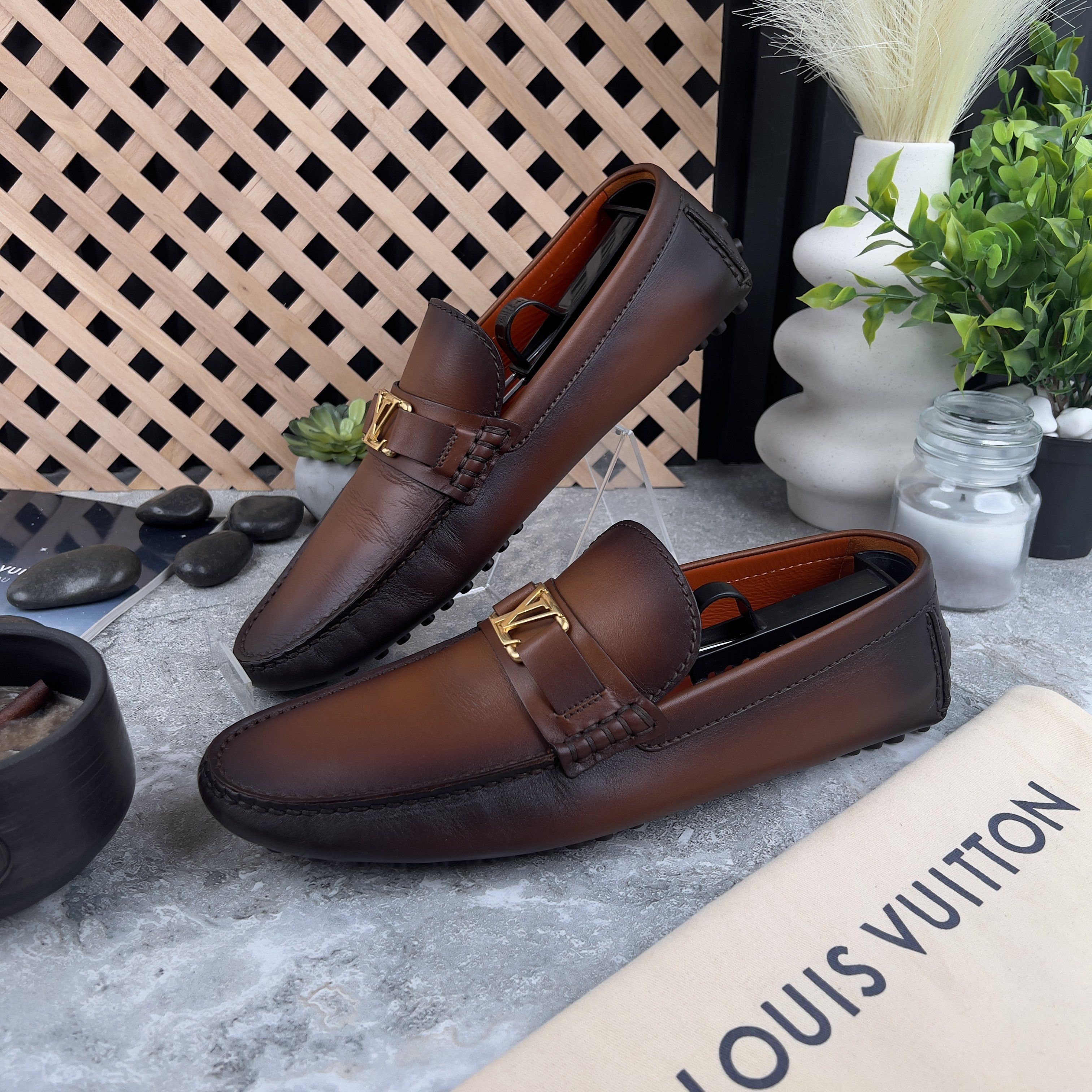 Louis Vuitton Hockenheim Driving Moccasin Patina Brown Leather Size US 9 / EU 42 - 2 Thumbnail