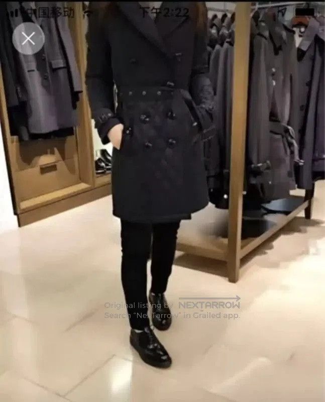 Burberry Burberry Black Quilted Mid-Length Coat for Women. Size L / US 10 / IT 46 - 7 Thumbnail