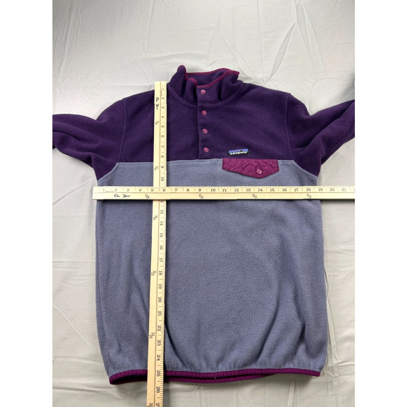 Patagonia Patagonia Sweater Pullover Fleece Womens S Purple Regular Snap T Synchilla Pullover Winter Fall Size S / US 4 / IT 40 - 2 Thumbnail