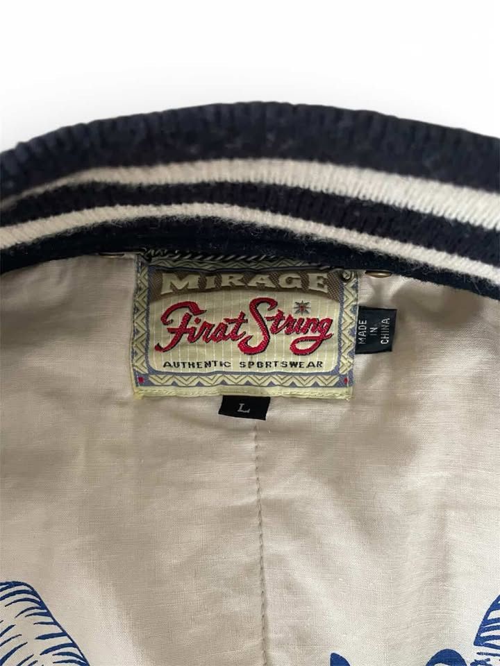 Other Vintage Mirage First String New York Size US L / EU 52-54 / 3 - 3 Thumbnail