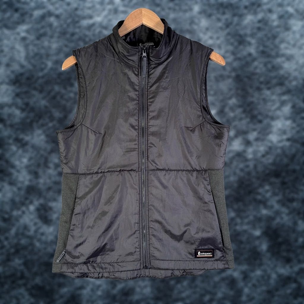 Cotopaxi Cotopaxi Altiplano Vest Mens M Charcoal Polartec Fleece Insulated Zip Pocket Lined Pockets Logo Outdoor Casual Travel Size US M / EU 48-50 / 2 - 1 Thumbnail