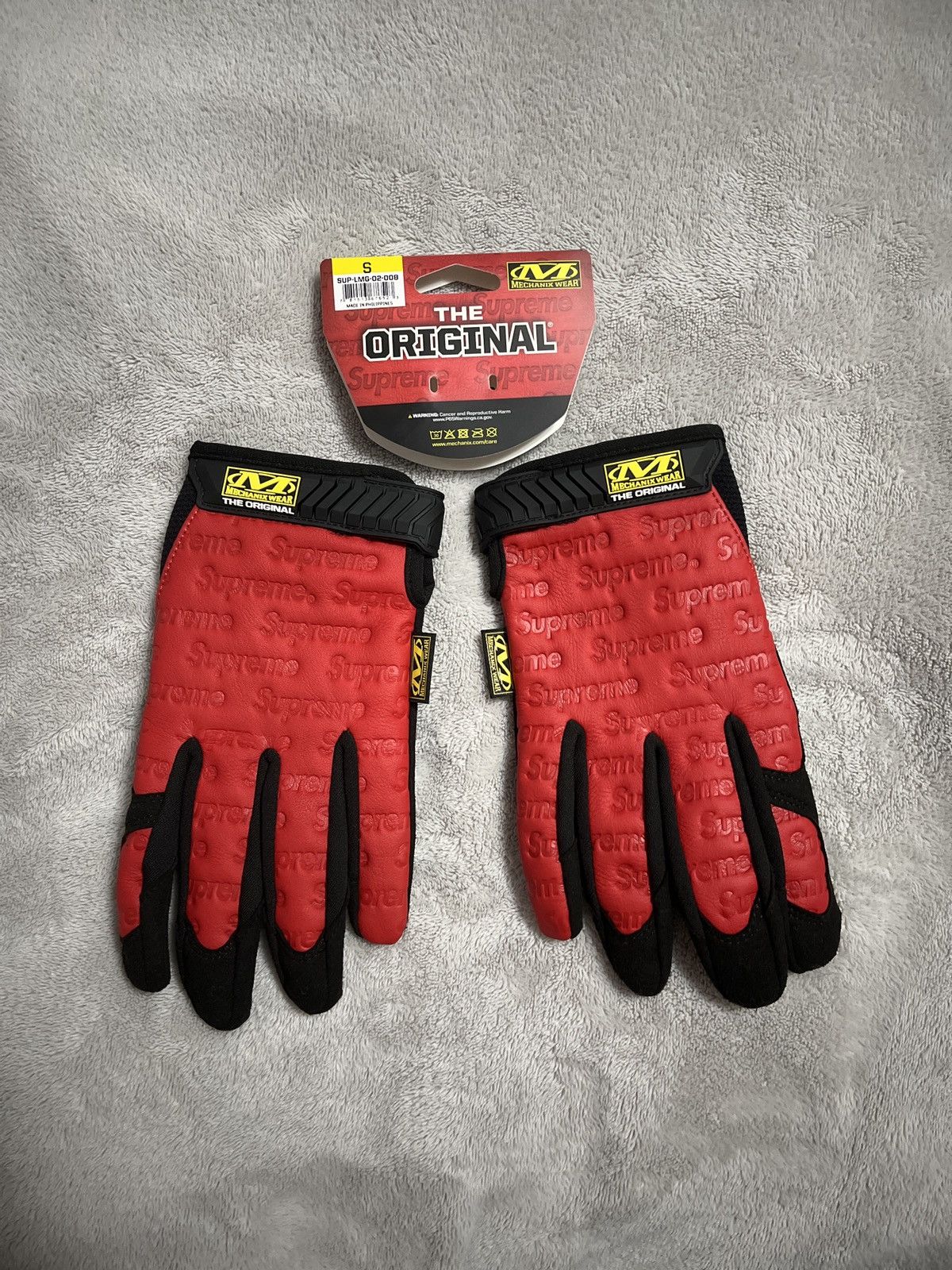 Supreme leather gloves hotsell